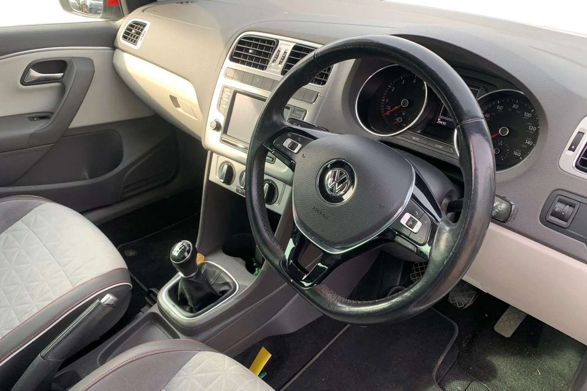 2017 VOLKSWAGEN POLO 2017 VOLKSWAGEN POLO