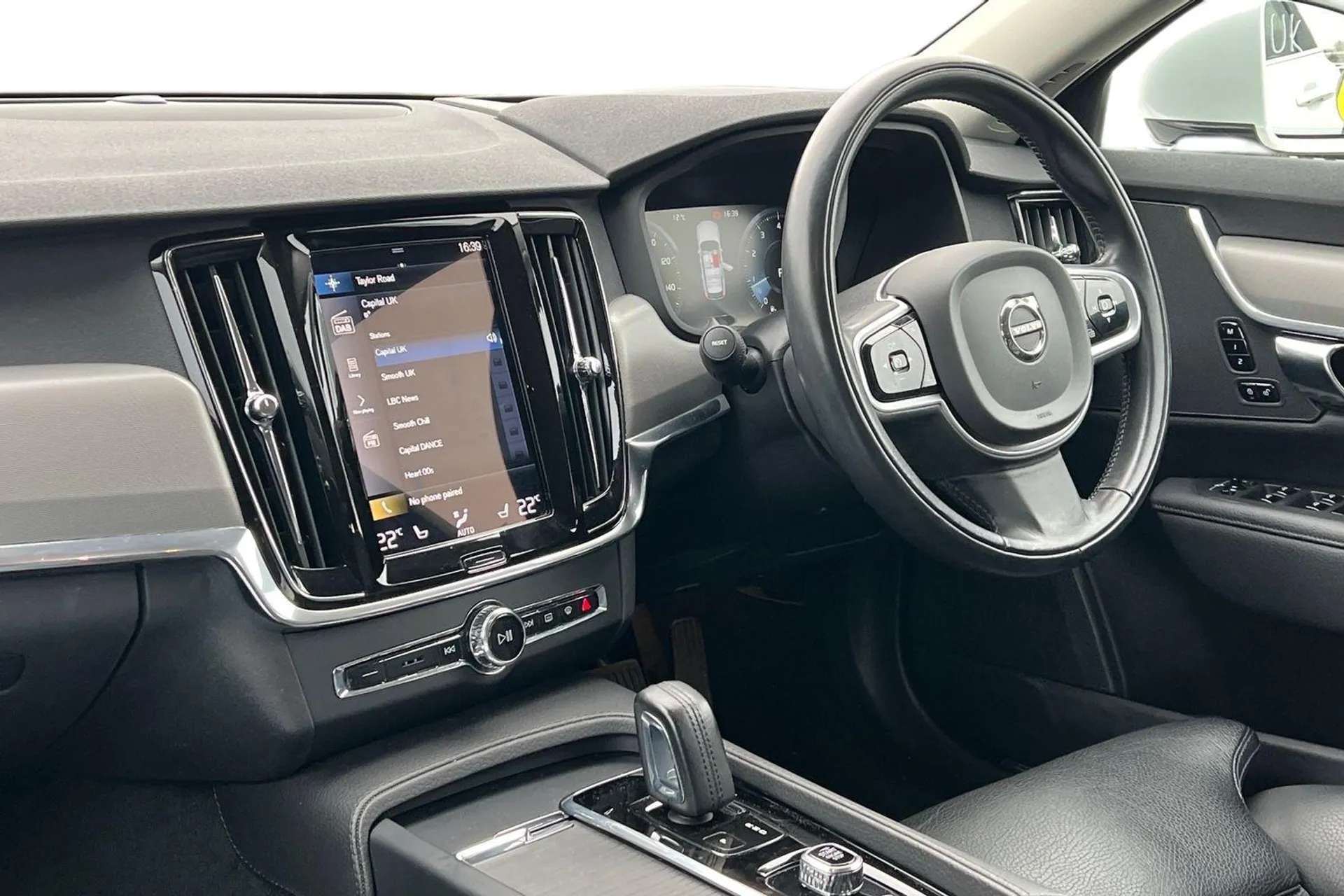 2021 VOLVO V90 2021 VOLVO V90