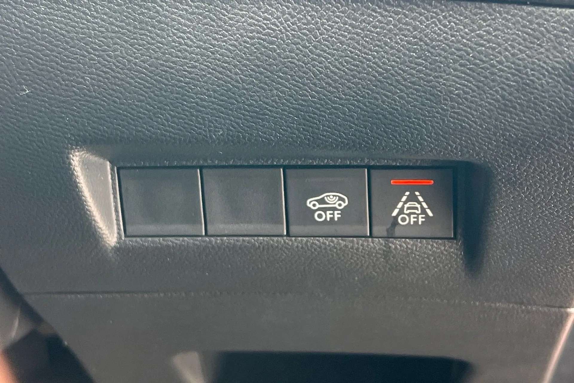 2023 PEUGEOT 208 2023 PEUGEOT 208