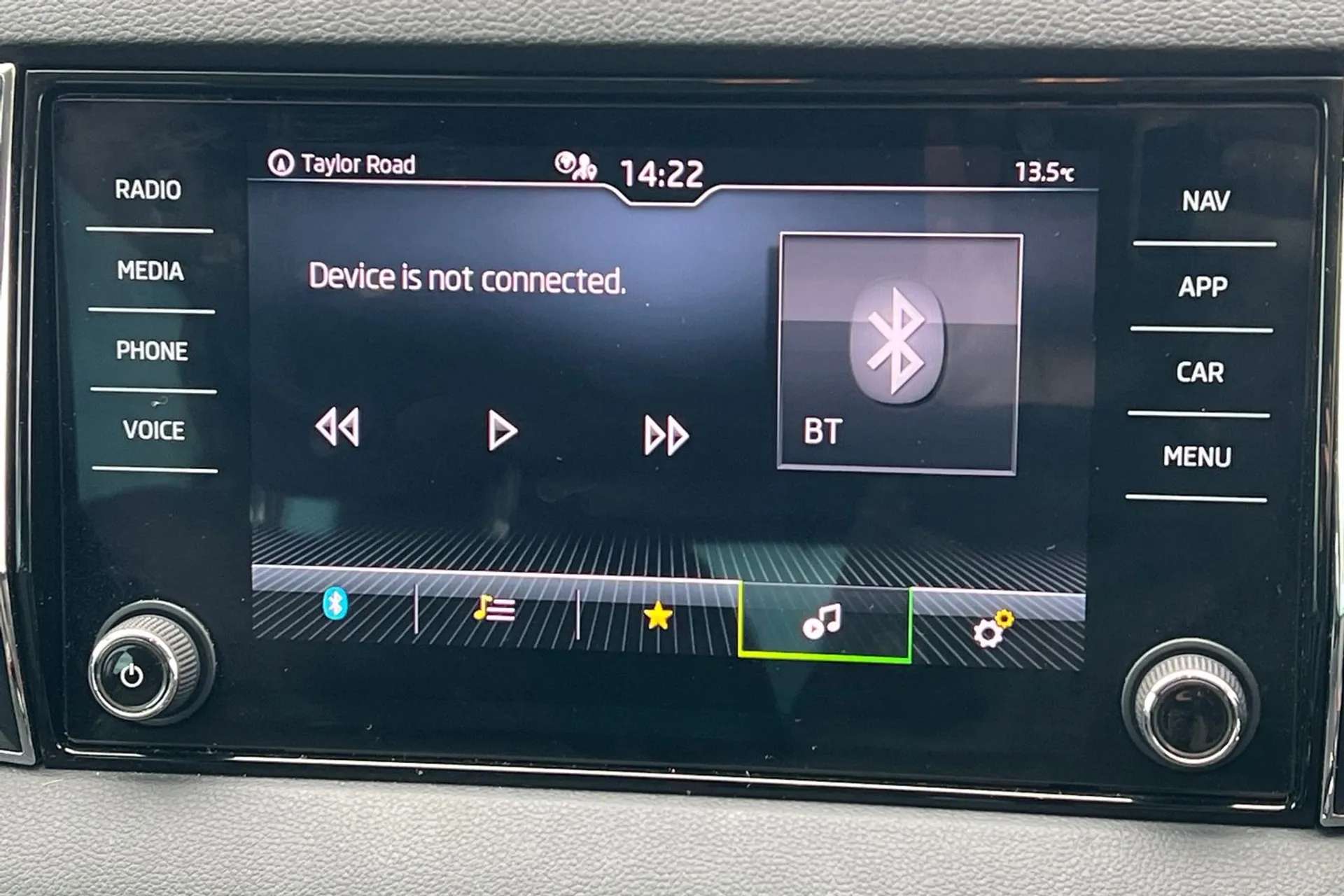 2022 SKODA KAROQ 2022 SKODA KAROQ