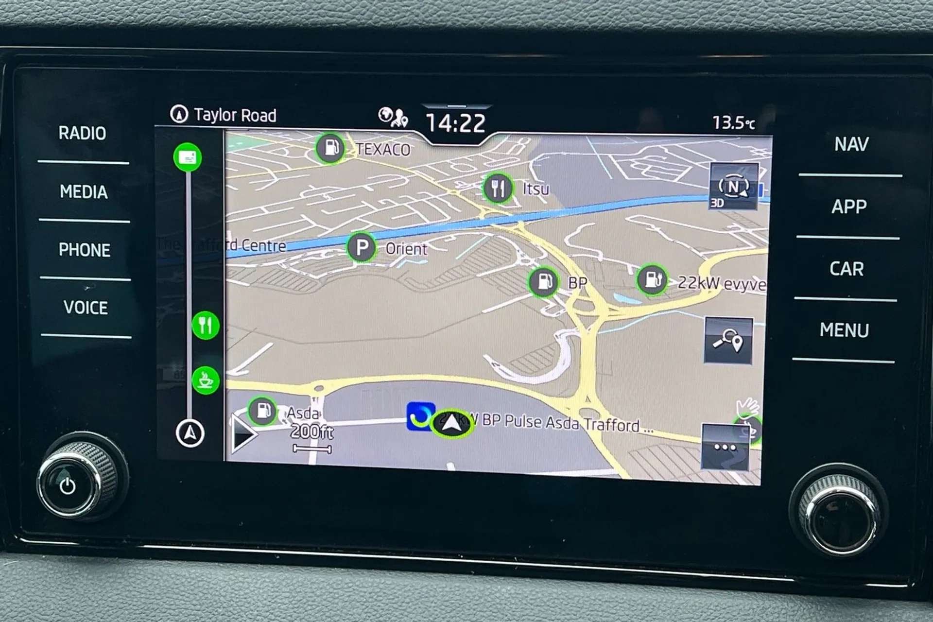 2022 SKODA KAROQ 2022 SKODA KAROQ