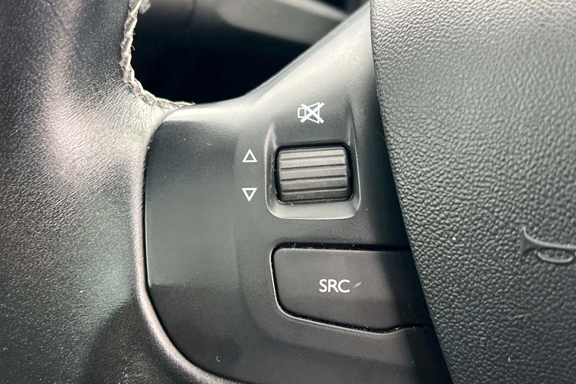 2019 PEUGEOT 208 2019 PEUGEOT 208