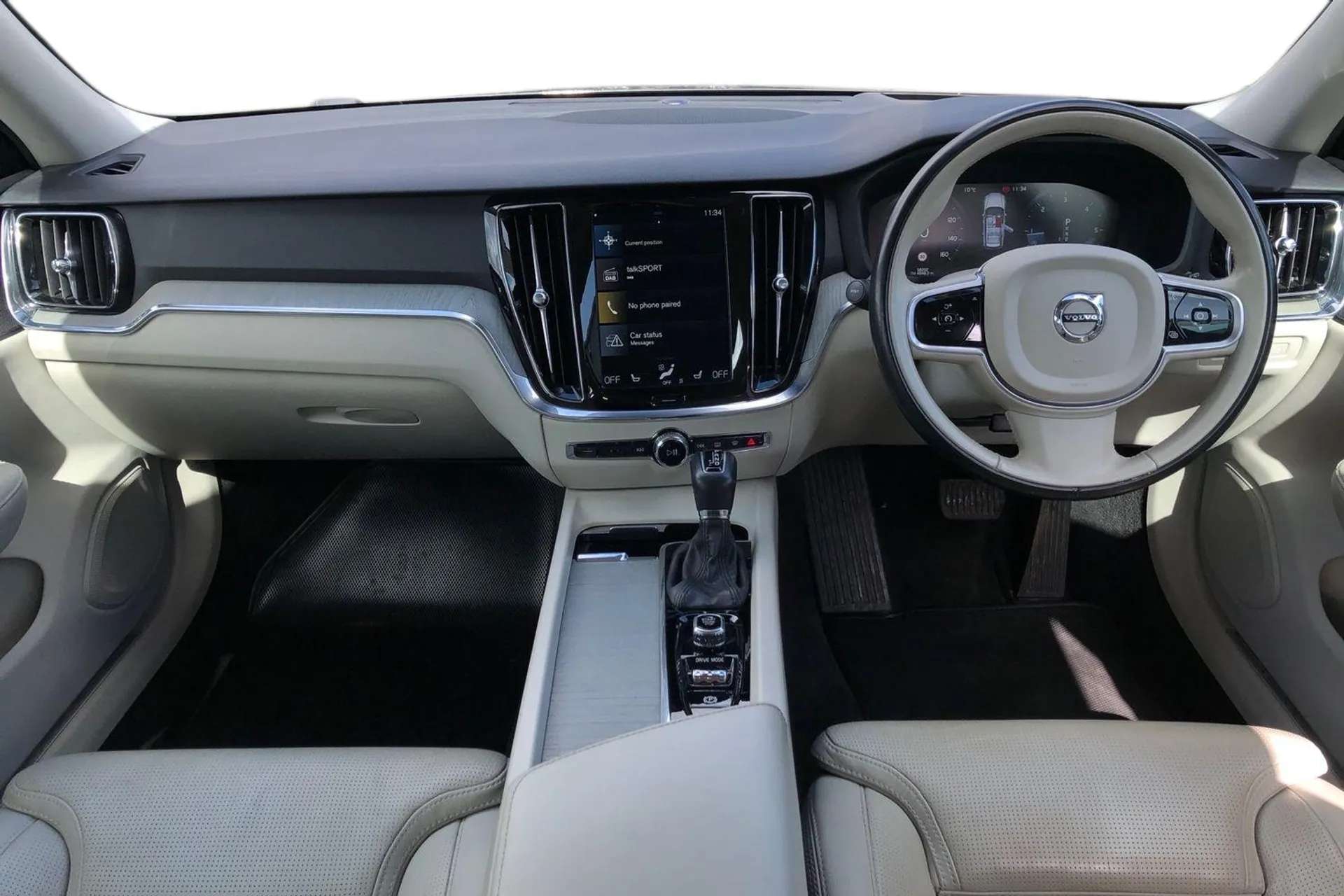 2019 VOLVO V60 2019 VOLVO V60