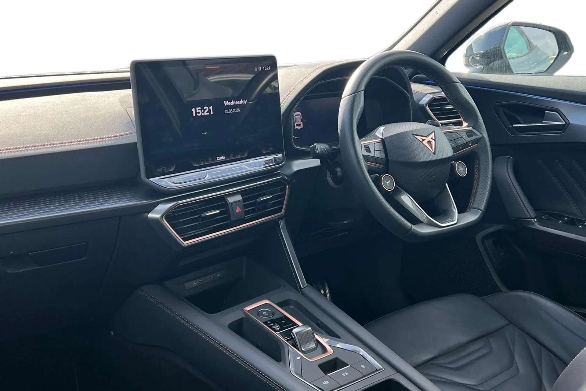 A 2024 CUPRA FORMENTOR 1.5 eTSI 150 V3 5dr DSG [Satellite Navigation, Heated Seats, Tinted Rear Windows A 2024 CUPRA FORMENTOR 1.5 eTSI 150 V3 5dr DSG [Satellite Navigation, Heated Seats, Tinted Rear Windows