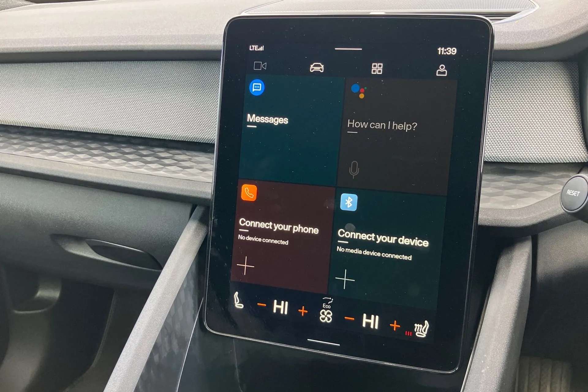 2022 POLESTAR 2 2022 POLESTAR 2