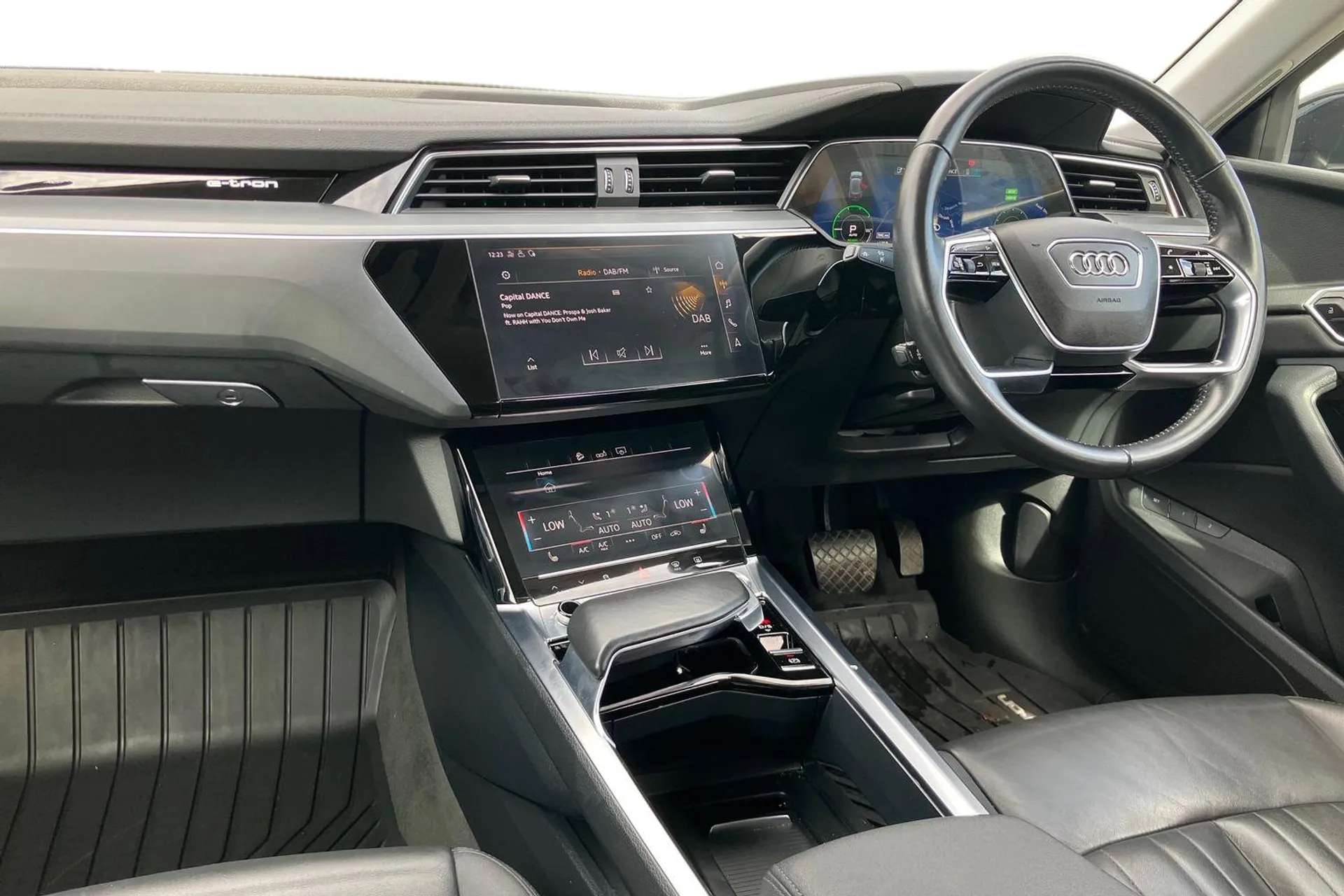 2019 AUDI E-TRON 2019 AUDI E-TRON