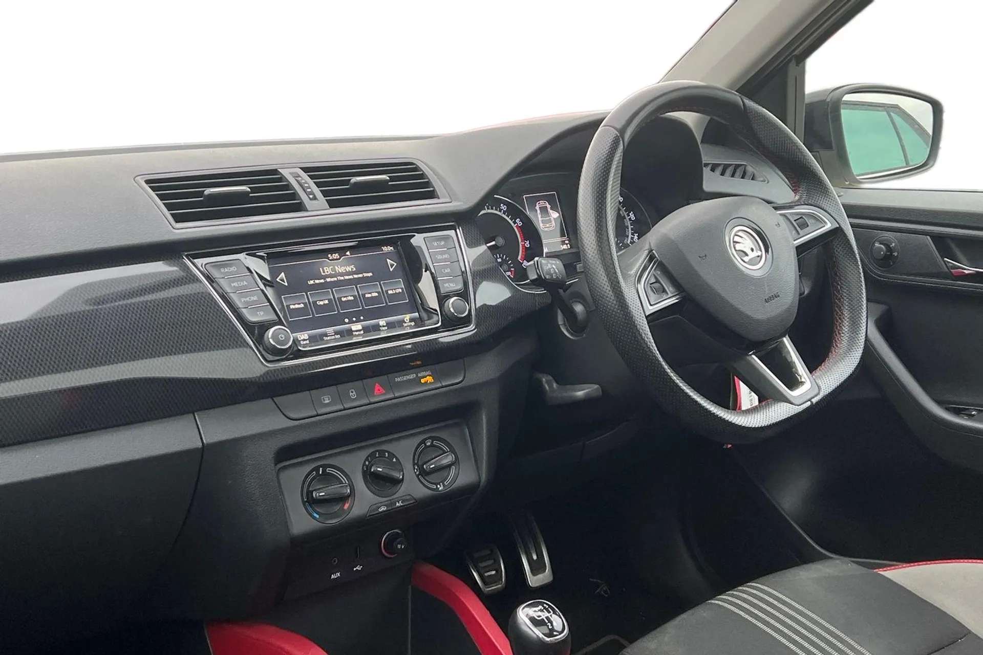 2018 SKODA FABIA 2018 SKODA FABIA