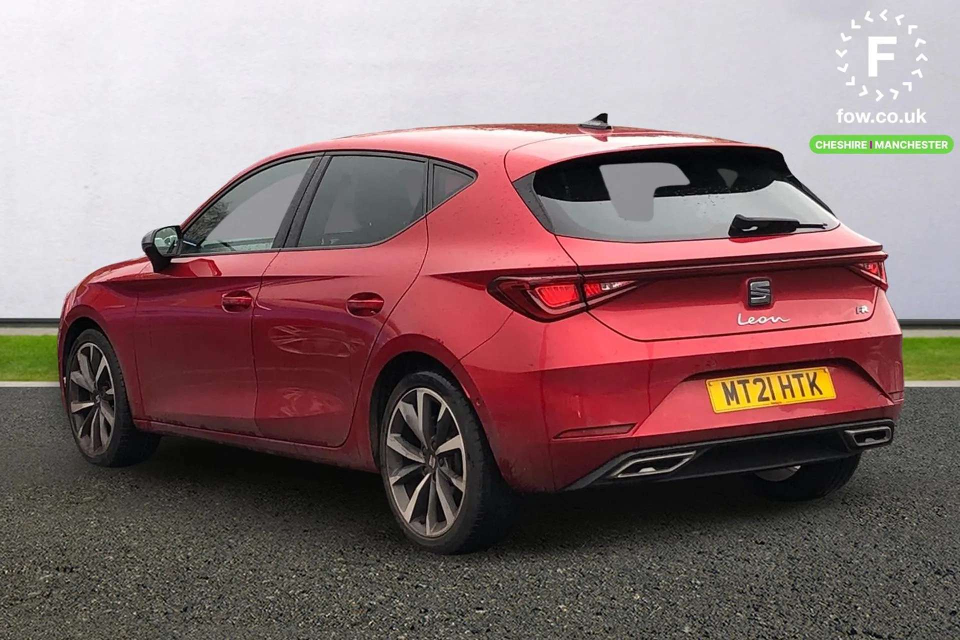 A 2021 SEAT LEON 1.5 eTSI 150 FR Sport 5dr DSG [ Wireless phone charging , Park assist (inc front/rear parking sensors) , Lockable tailgate , Lane keeping system , Sta A 2021 SEAT LEON 1.5 eTSI 150 FR Sport 5dr DSG [ Wireless phone charging , Park assist (inc front/rear parking sensors) , Lockable tailgate , Lane keeping system , Sta