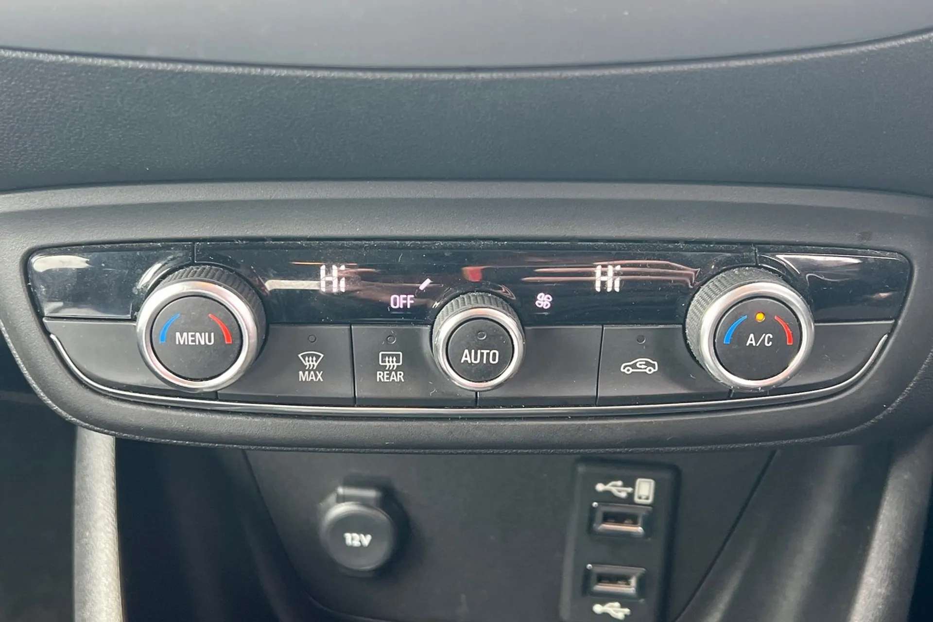 2017 VAUXHALL CROSSLAND X 2017 VAUXHALL CROSSLAND X