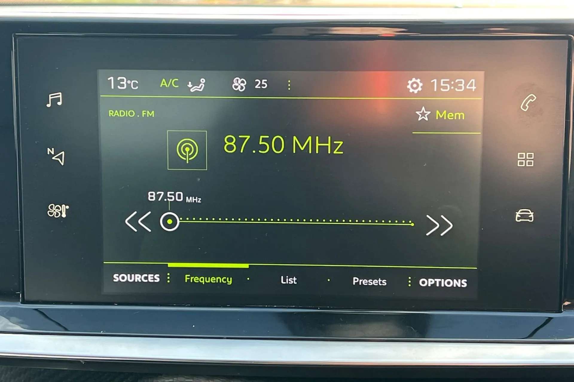 2021 PEUGEOT 2008 2021 PEUGEOT 2008