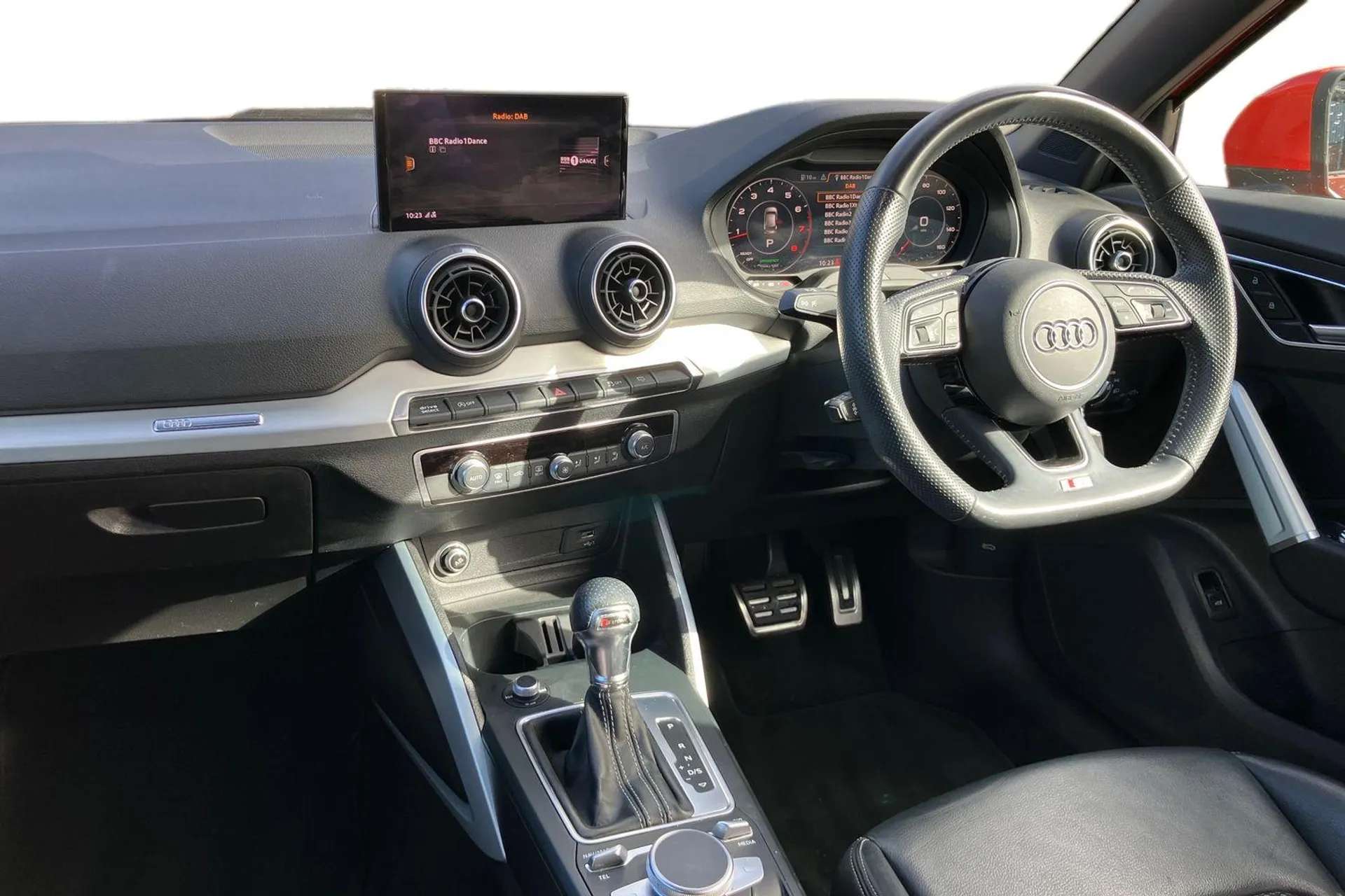 2019 AUDI Q2 2019 AUDI Q2