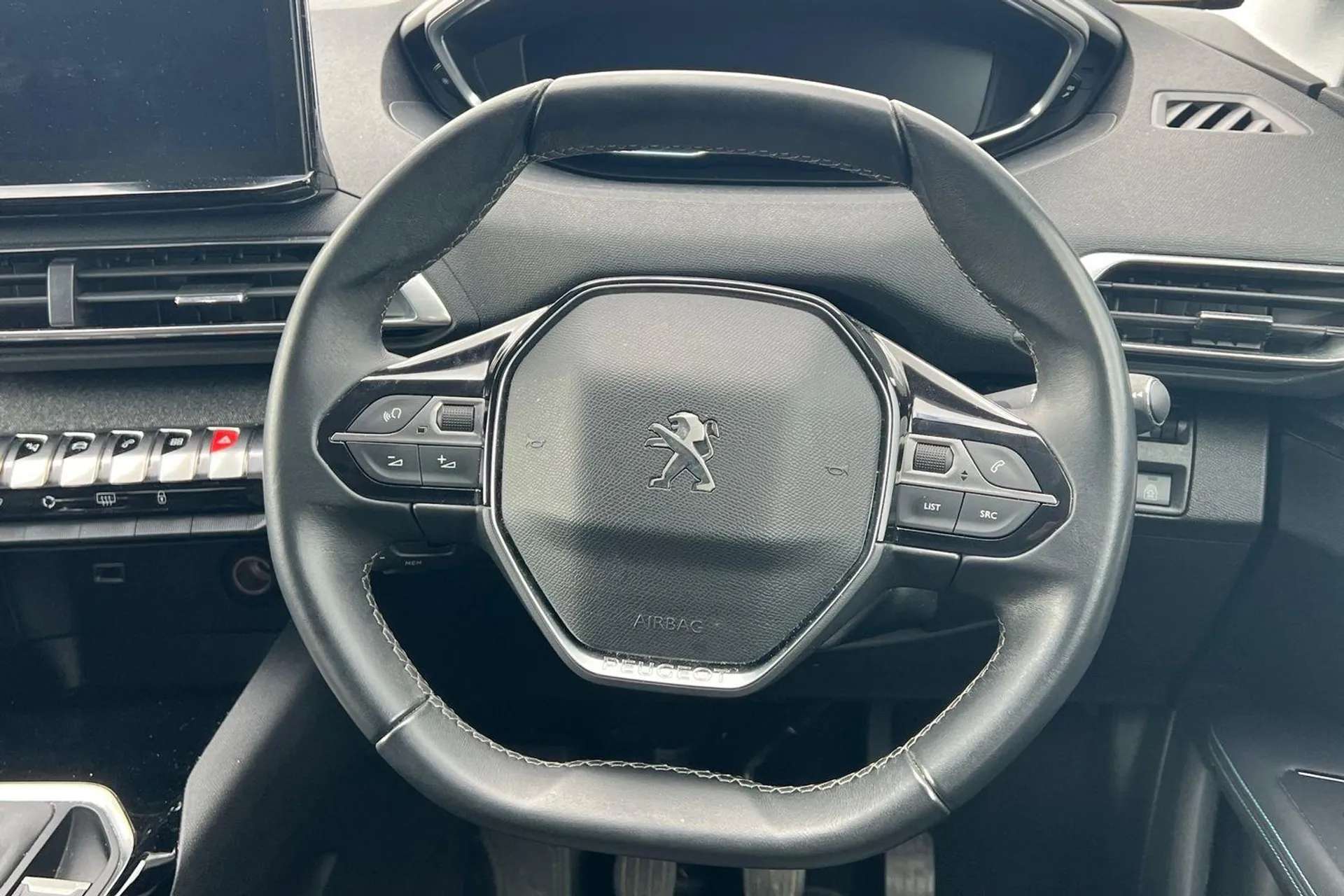 2021 PEUGEOT 3008 2021 PEUGEOT 3008