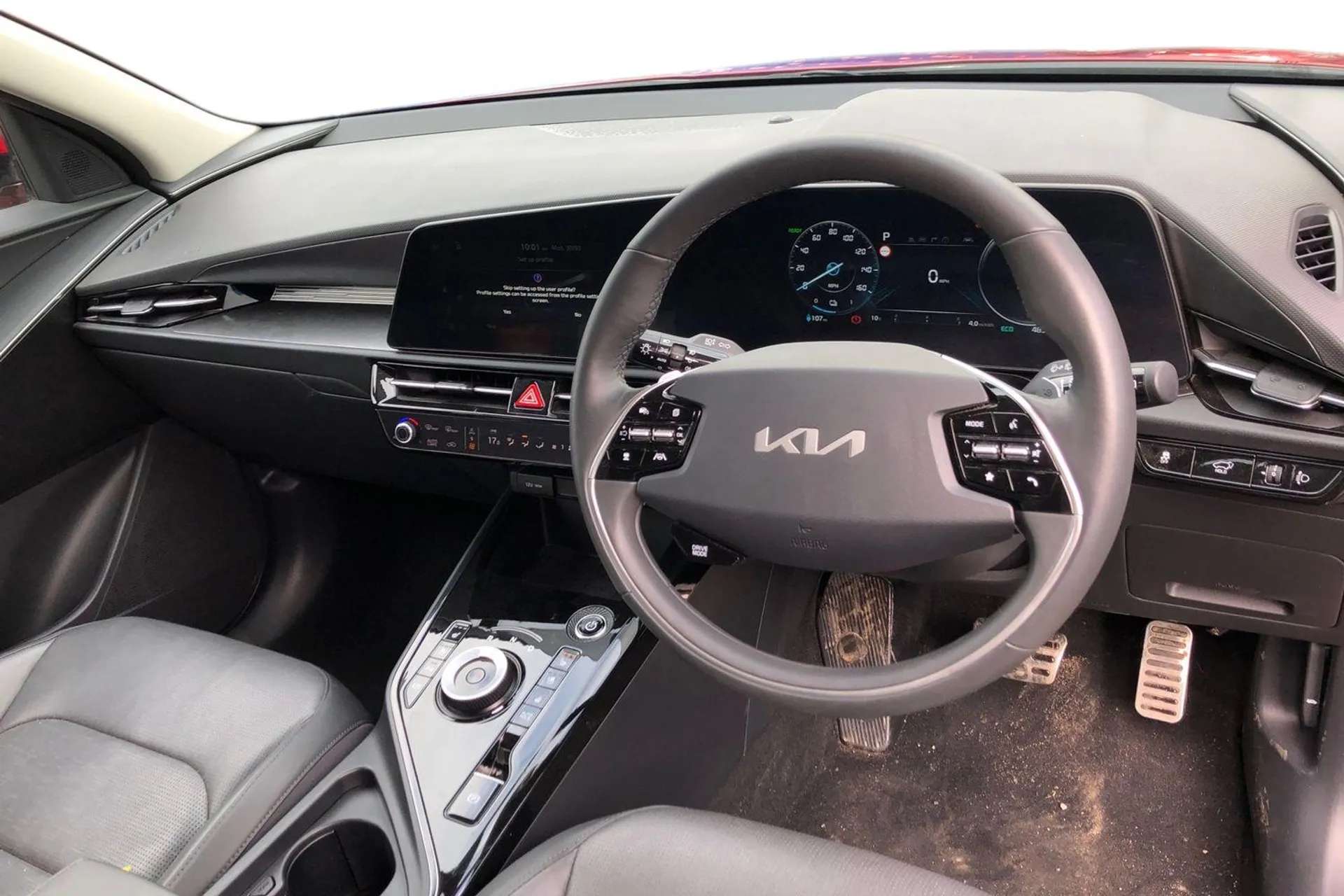 A 2024 KIA NIRO 150kW 4 65kWh 5dr Auto [ Customisable Head Up Display , Reversing camera system , Wireless Smartphone charger , Front parking sensors , Rear parking s A 2024 KIA NIRO 150kW 4 65kWh 5dr Auto [ Customisable Head Up Display , Reversing camera system , Wireless Smartphone charger , Front parking sensors , Rear parking s