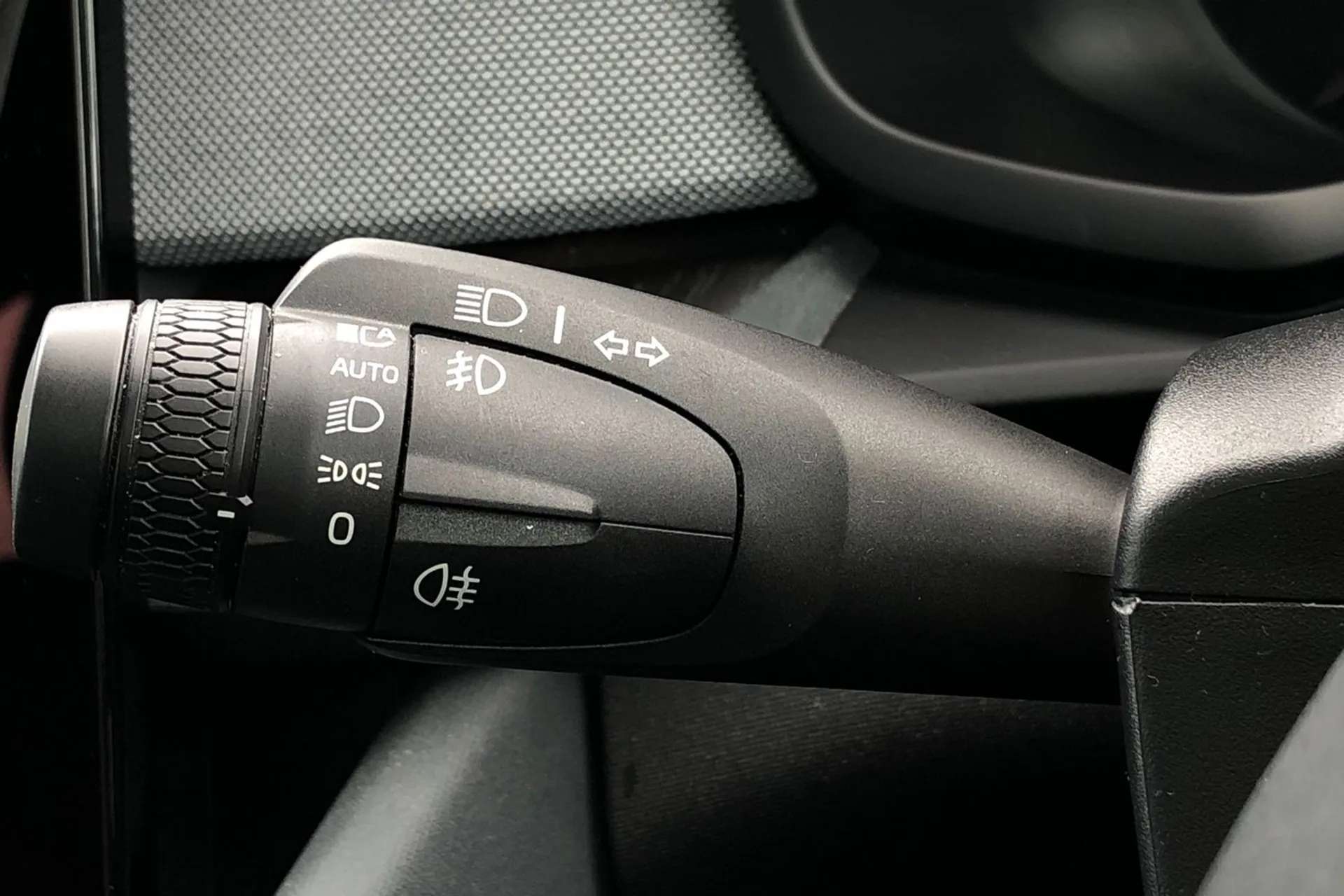 2023 POLESTAR 2 2023 POLESTAR 2