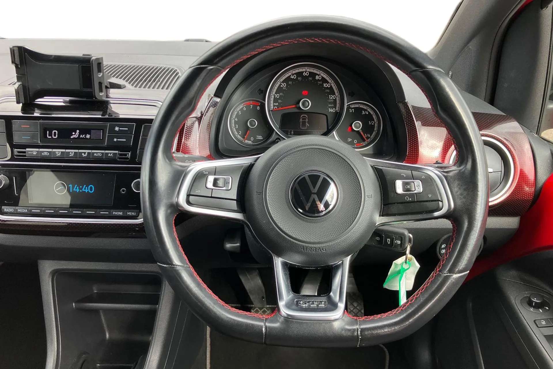 2020 VOLKSWAGEN UP 2020 VOLKSWAGEN UP