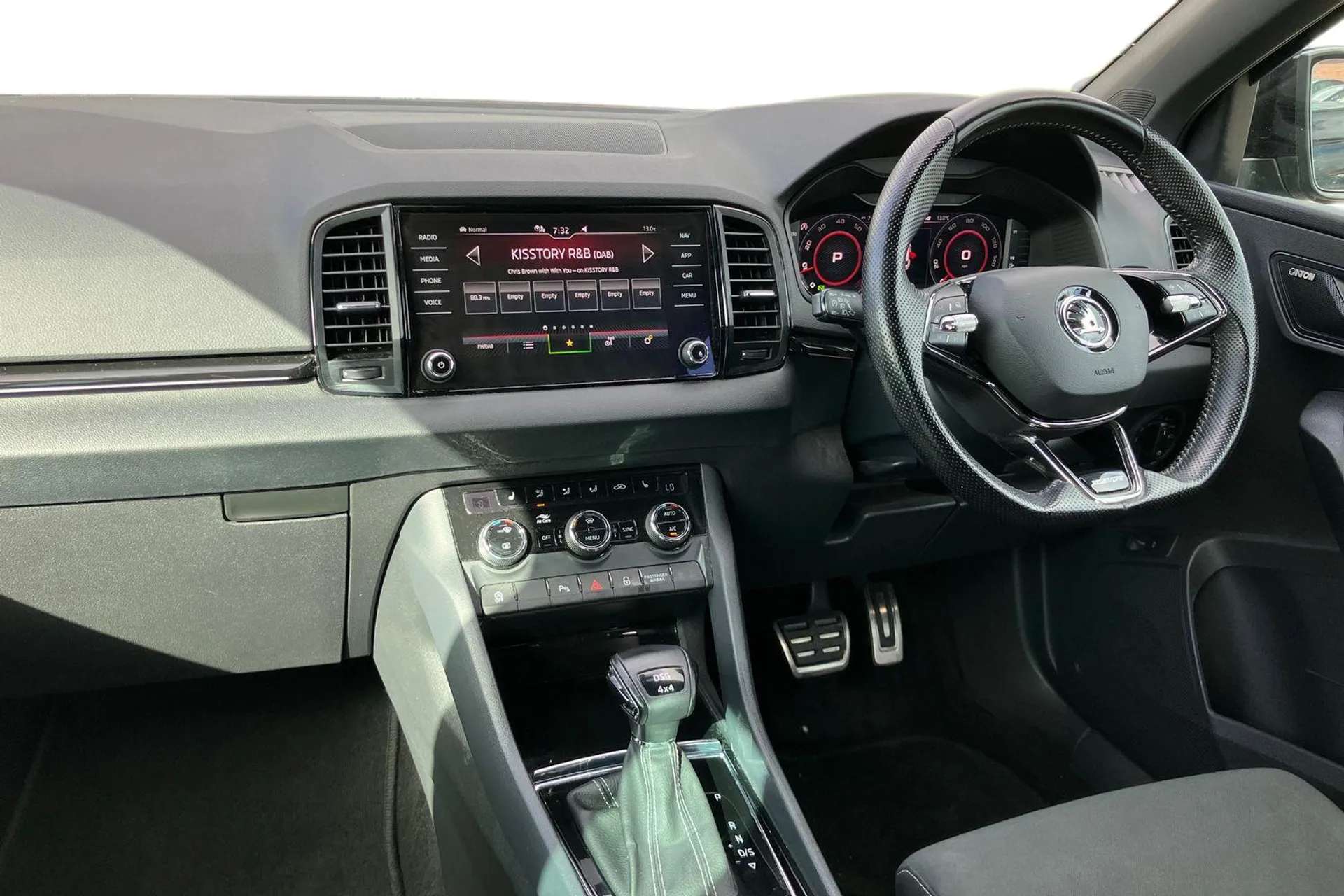 2021 SKODA KAROQ 2021 SKODA KAROQ