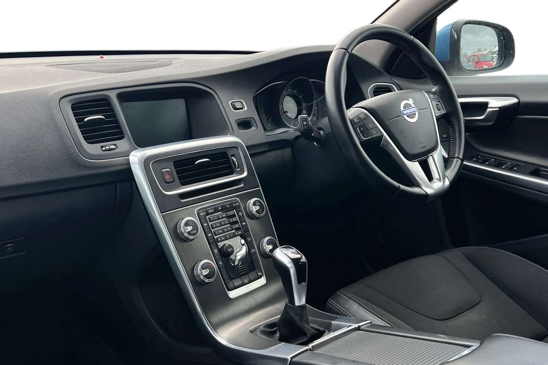 2016 VOLVO V60 2016 VOLVO V60