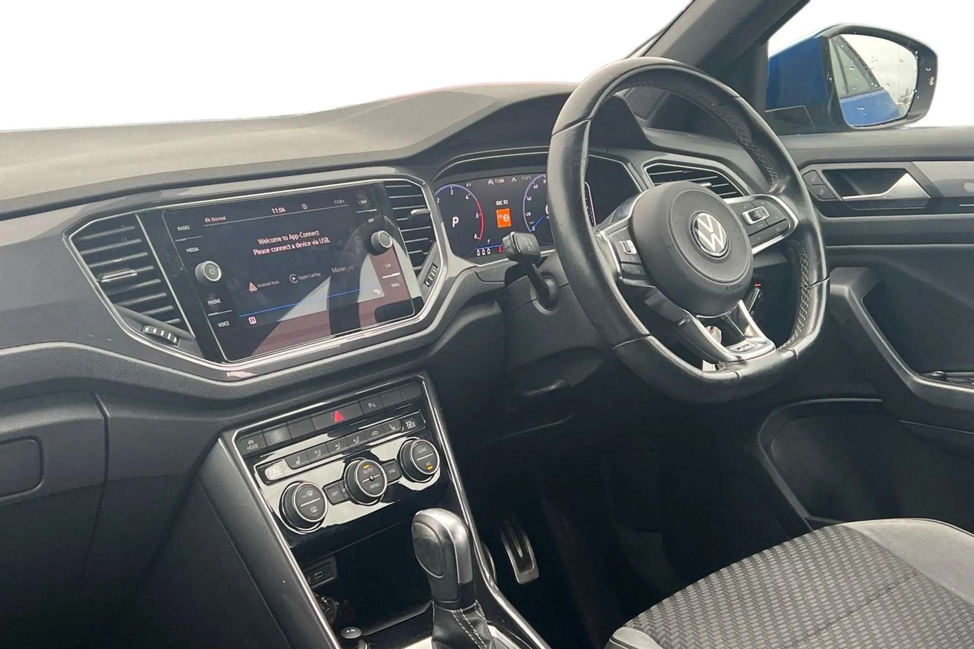 A 2021 VOLKSWAGEN T-ROC 2.0 TDI R-Line 5dr DSG [ Automatic start/stop system , Winter pack , R line styling pack , SMS functionality - read, compose and send SMS messages usi A 2021 VOLKSWAGEN T-ROC 2.0 TDI R-Line 5dr DSG [ Automatic start/stop system , Winter pack , R line styling pack , SMS functionality - read, compose and send SMS messages usi