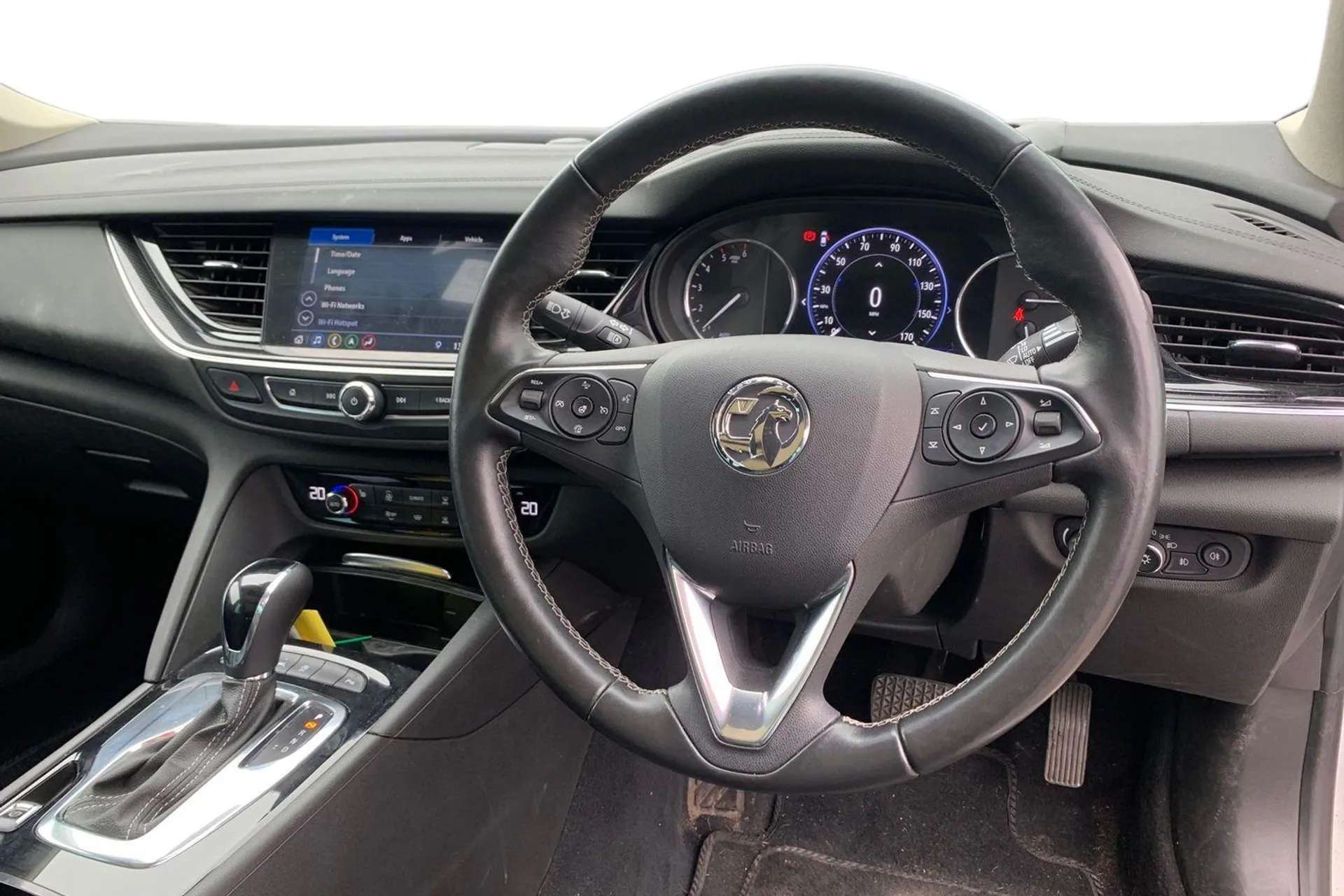 A 2018 VAUXHALL INSIGNIA 2.0 Turbo D Elite Nav 5dr Auto [Panoramic glass sunroof, 20" 5-Twin-Spoke Alloys, BOSE premium sound, Power tailgate, Ergonomic seats, OnStar, Winter A 2018 VAUXHALL INSIGNIA 2.0 Turbo D Elite Nav 5dr Auto [Panoramic glass sunroof, 20" 5-Twin-Spoke Alloys, BOSE premium sound, Power tailgate, Ergonomic seats, OnStar, Winter