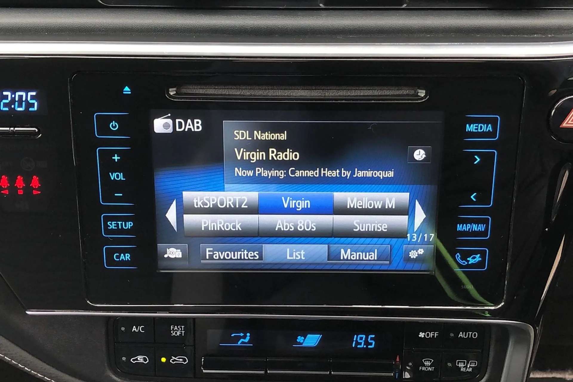 2016 TOYOTA AURIS 2016 TOYOTA AURIS