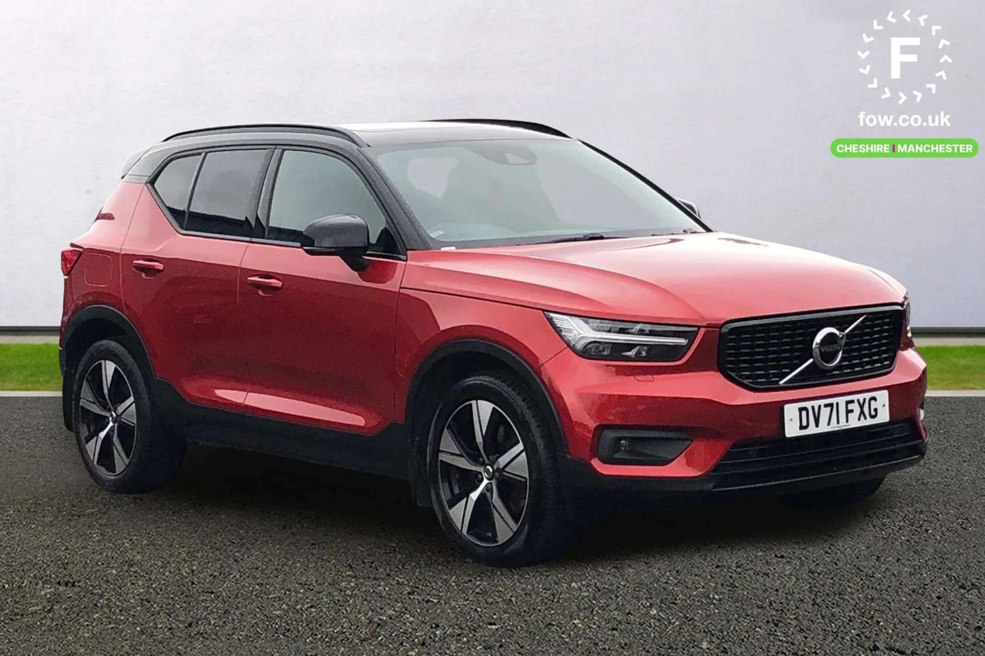 2021 VOLVO XC40 2021 VOLVO XC40