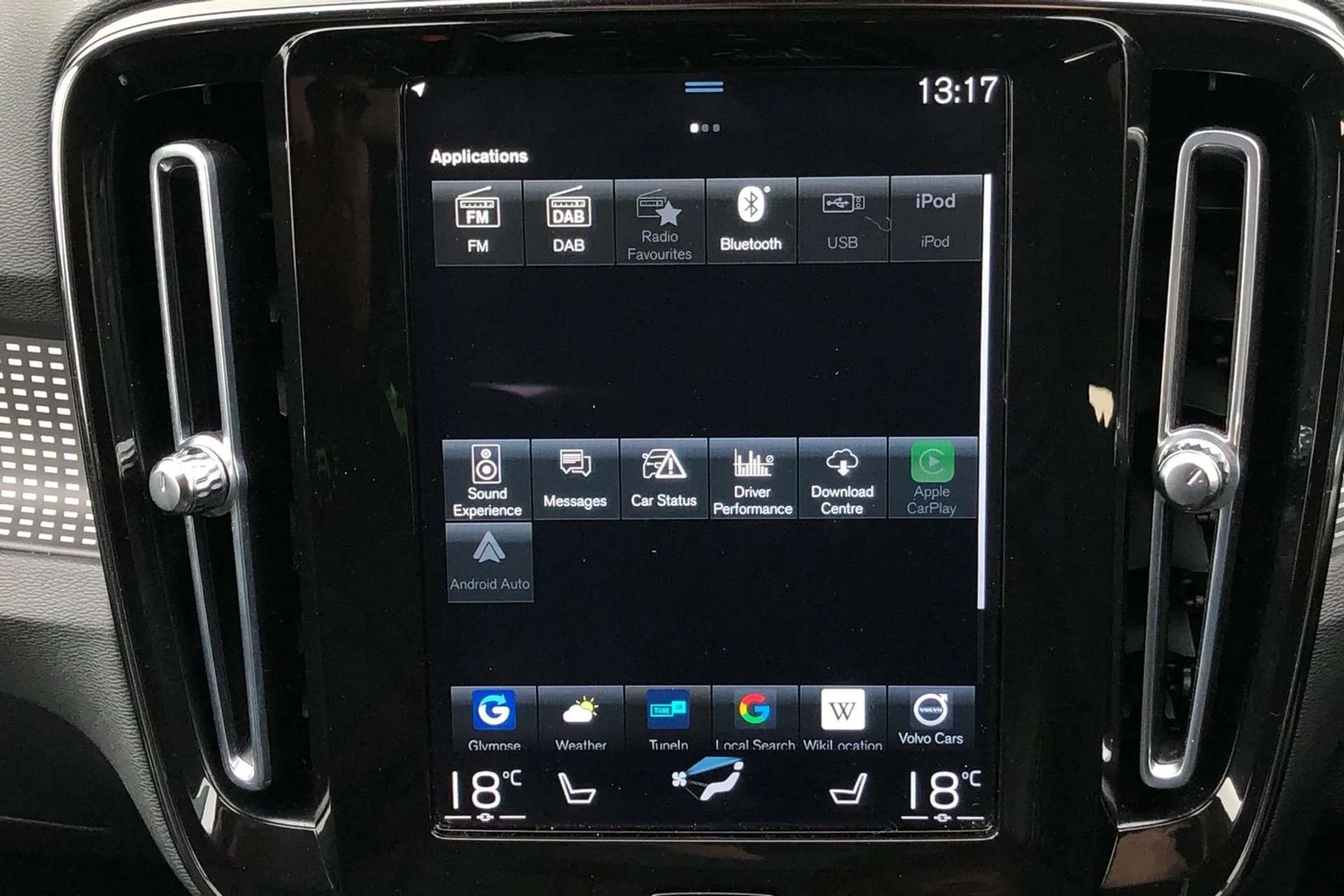 2021 VOLVO XC40 2021 VOLVO XC40