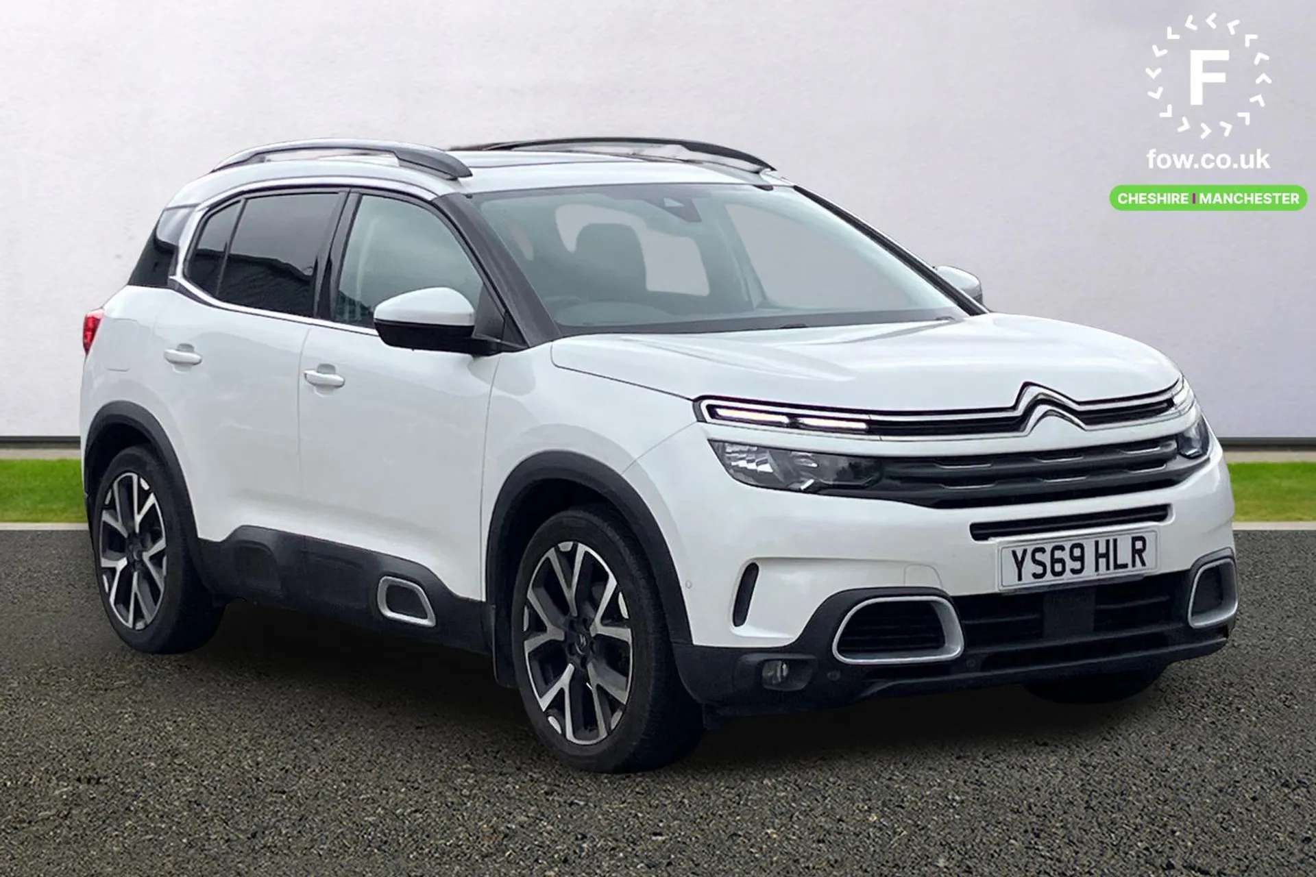 A 2019 CITROEN C5 AIRCROSS 1.6 PureTech 180 Flair Plus 5dr EAT8 [Active blind spot monitoring system, Extended traffic sign recognition and recommendation, Electric, heated and A 2019 CITROEN C5 AIRCROSS 1.6 PureTech 180 Flair Plus 5dr EAT8 [Active blind spot monitoring system, Extended traffic sign recognition and recommendation, Electric, heated and