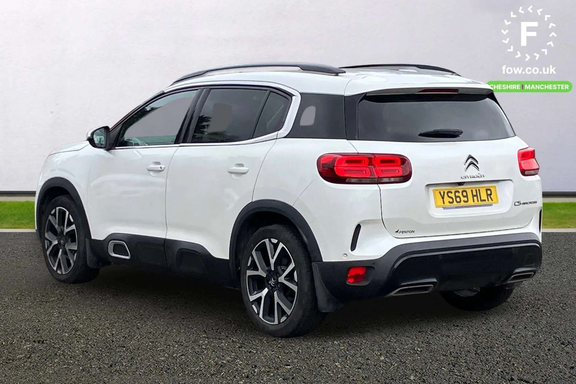 A 2019 CITROEN C5 AIRCROSS 1.6 PureTech 180 Flair Plus 5dr EAT8 [Active blind spot monitoring system, Extended traffic sign recognition and recommendation, Electric, heated and A 2019 CITROEN C5 AIRCROSS 1.6 PureTech 180 Flair Plus 5dr EAT8 [Active blind spot monitoring system, Extended traffic sign recognition and recommendation, Electric, heated and