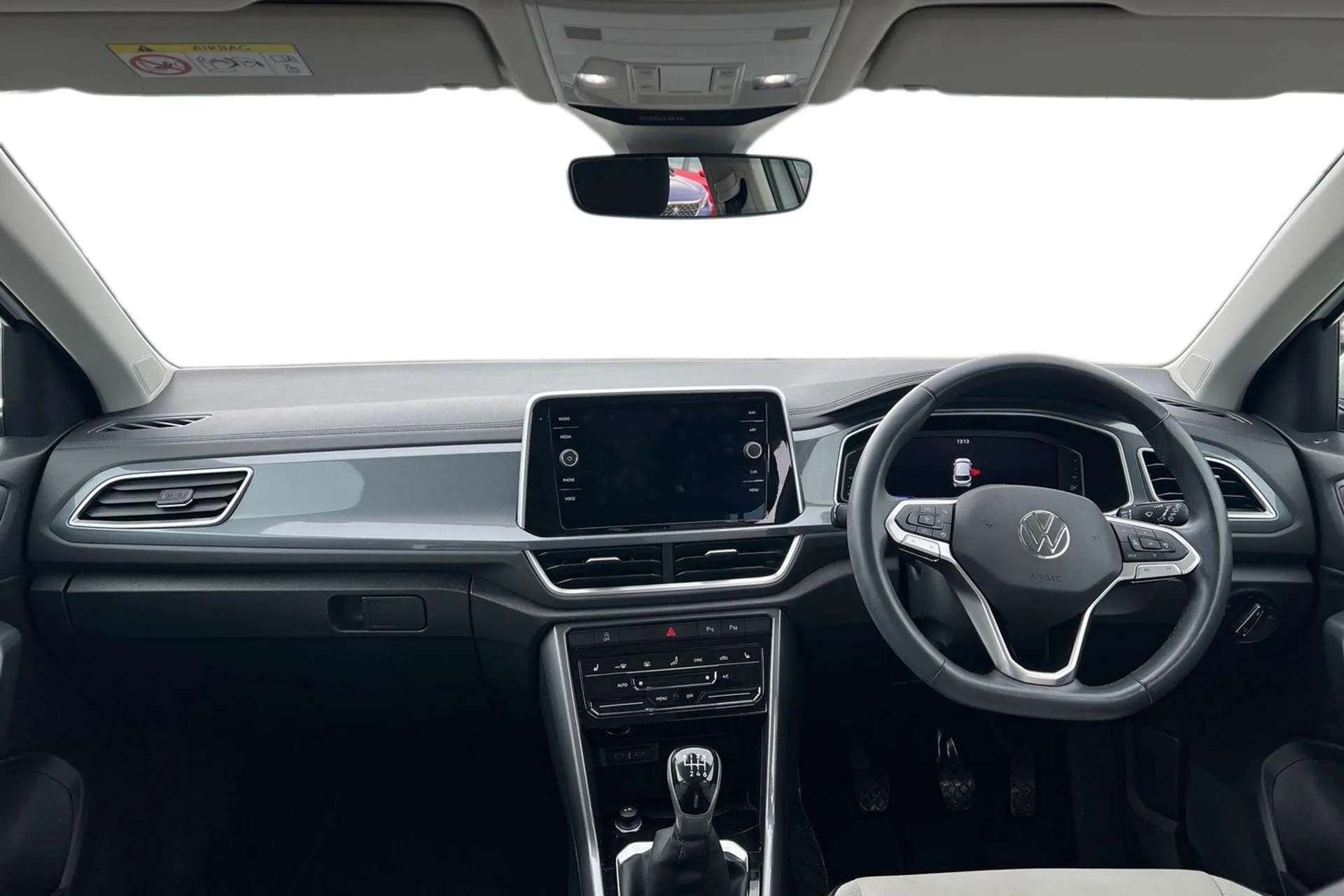 A 2022 VOLKSWAGEN T-ROC 1.0 TSI Style 5dr [ Lane keeping system Lane Assist, Automatic headlight control with LED separate daytime running lights, 10.25" Digital cockpit pro A 2022 VOLKSWAGEN T-ROC 1.0 TSI Style 5dr [ Lane keeping system Lane Assist, Automatic headlight control with LED separate daytime running lights, 10.25" Digital cockpit pro