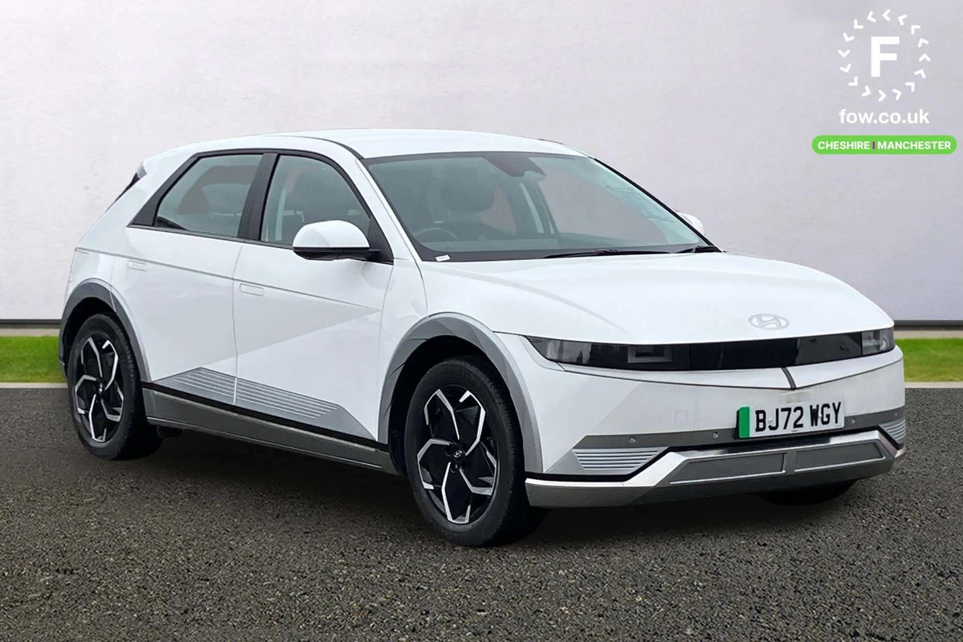 A 2022 HYUNDAI IONIQ 5 160kW Premium 73 kWh 5dr Auto [ Parking - rear view monitor with parking guidance dynamic , Parking distance warning - forward and reverse , Wireless A 2022 HYUNDAI IONIQ 5 160kW Premium 73 kWh 5dr Auto [ Parking - rear view monitor with parking guidance dynamic , Parking distance warning - forward and reverse , Wireless