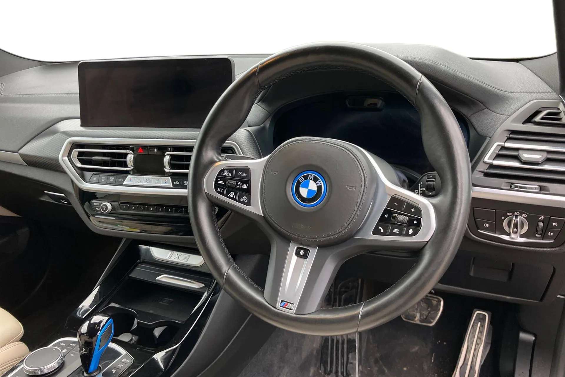 A 2022 BMW IX3 210kW M Sport Pro 80kWh 5dr Auto [ Driving assistant professional package , Connected pro pack , Parking assistant plus with 360 degree surround view A 2022 BMW IX3 210kW M Sport Pro 80kWh 5dr Auto [ Driving assistant professional package , Connected pro pack , Parking assistant plus with 360 degree surround view