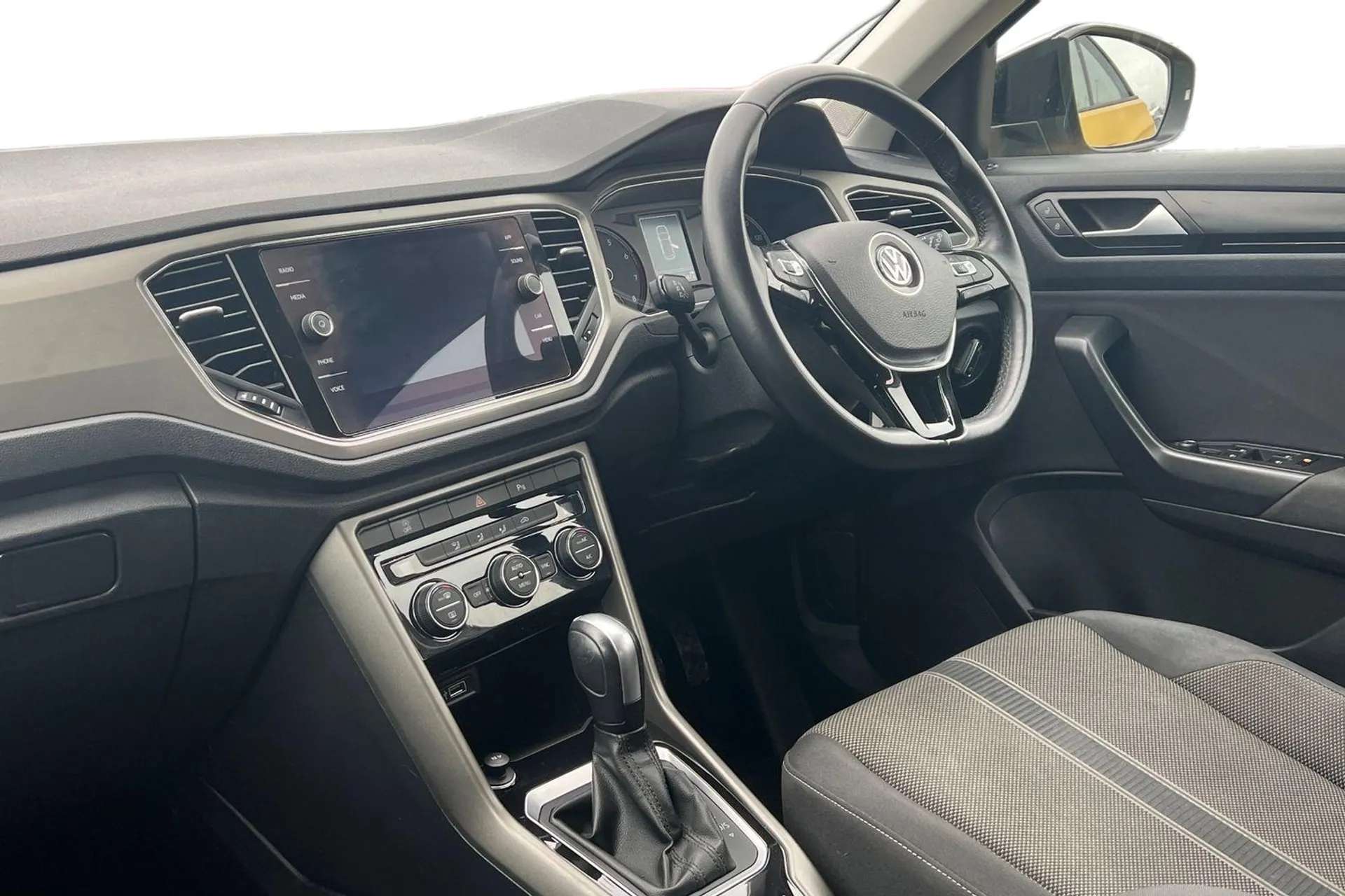 2020 VOLKSWAGEN T-ROC 2020 VOLKSWAGEN T-ROC