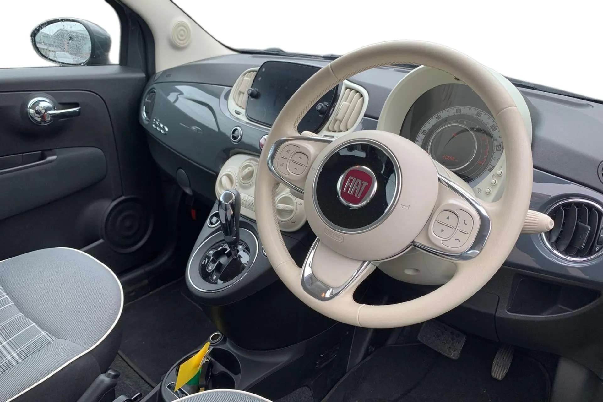 2019 FIAT 500 2019 FIAT 500