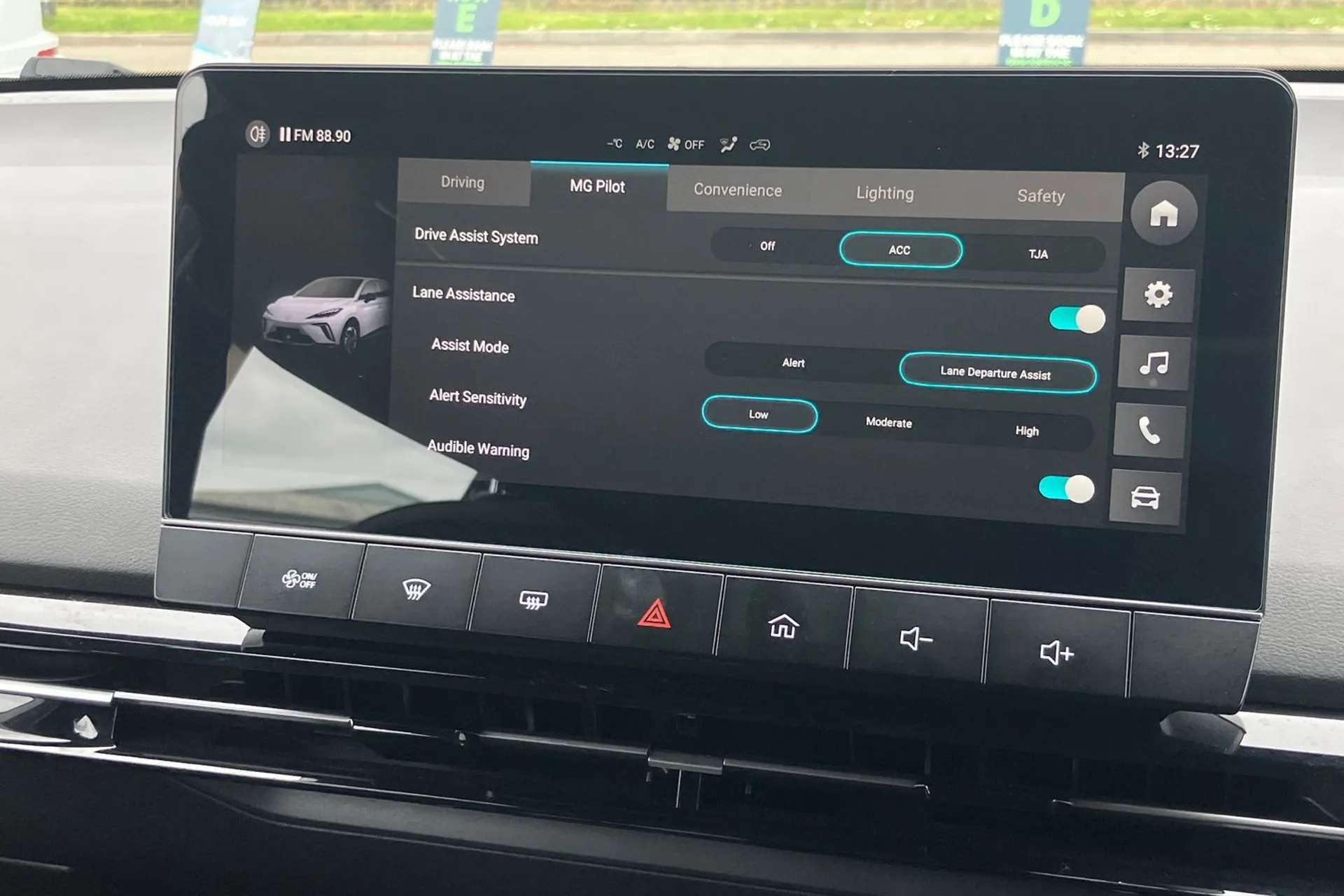 2023 MG MOTOR UK MG4 2023 MG MOTOR UK MG4