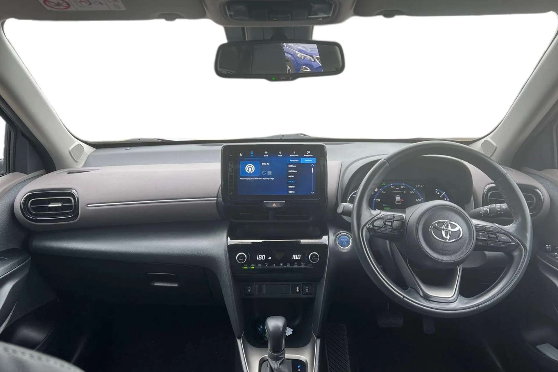 2022 TOYOTA YARIS CROSS 2022 TOYOTA YARIS CROSS