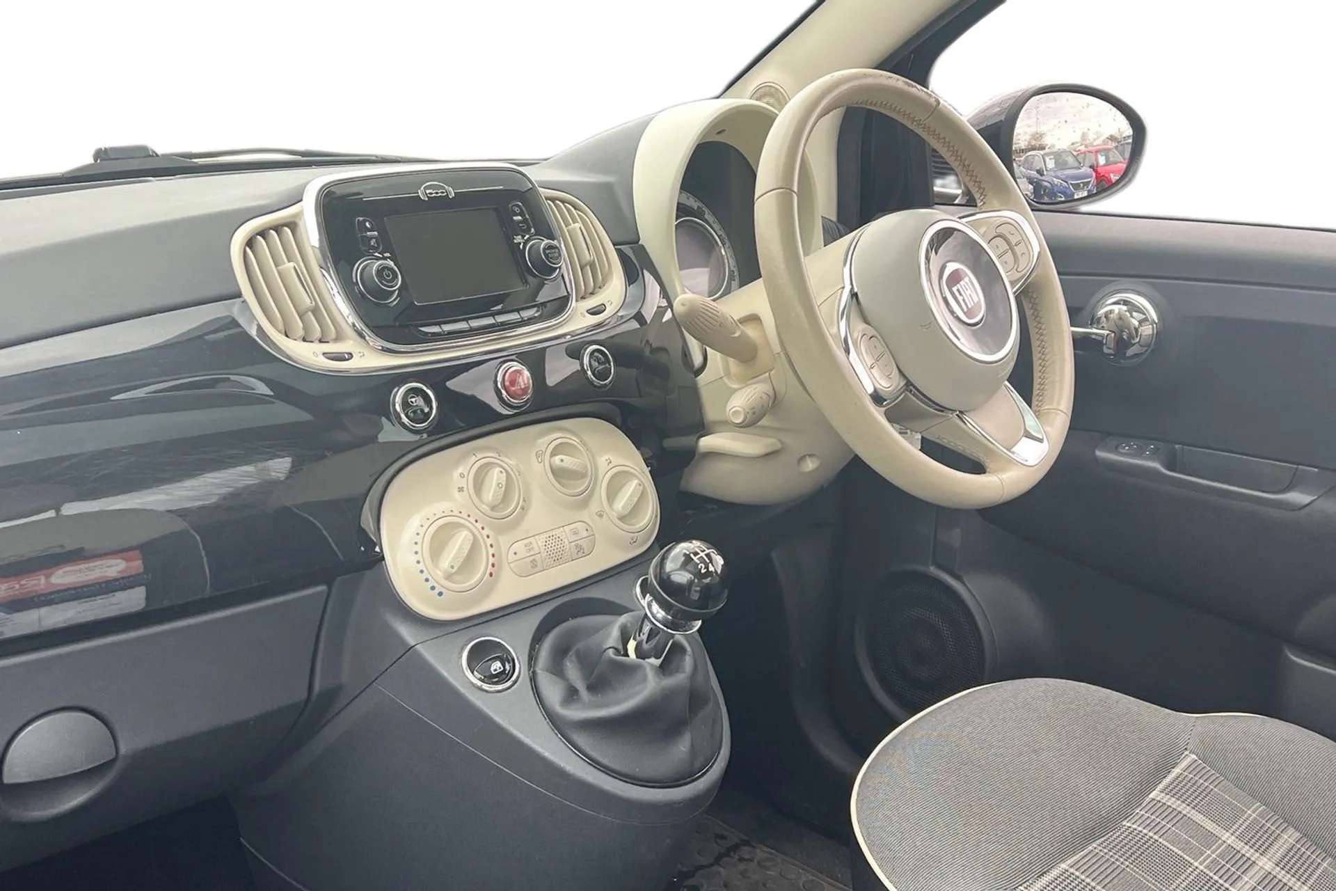 2017 FIAT 500 2017 FIAT 500