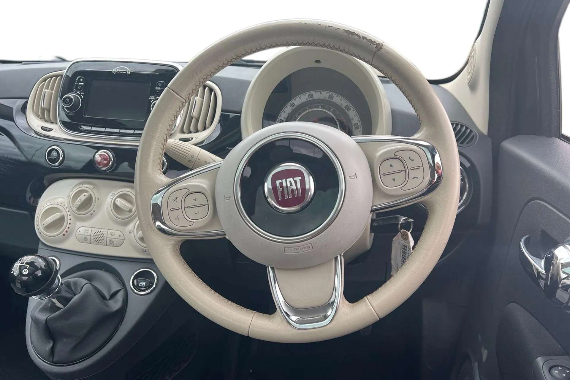 2017 FIAT 500 2017 FIAT 500