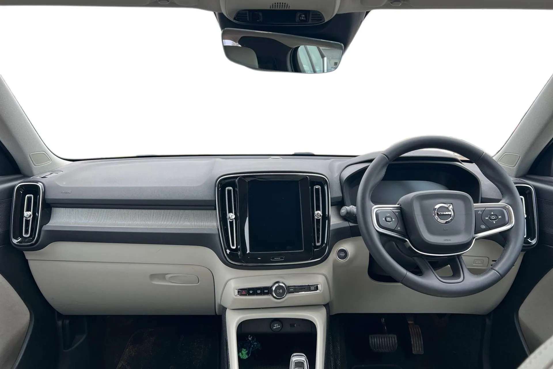 2022 VOLVO XC40 2022 VOLVO XC40