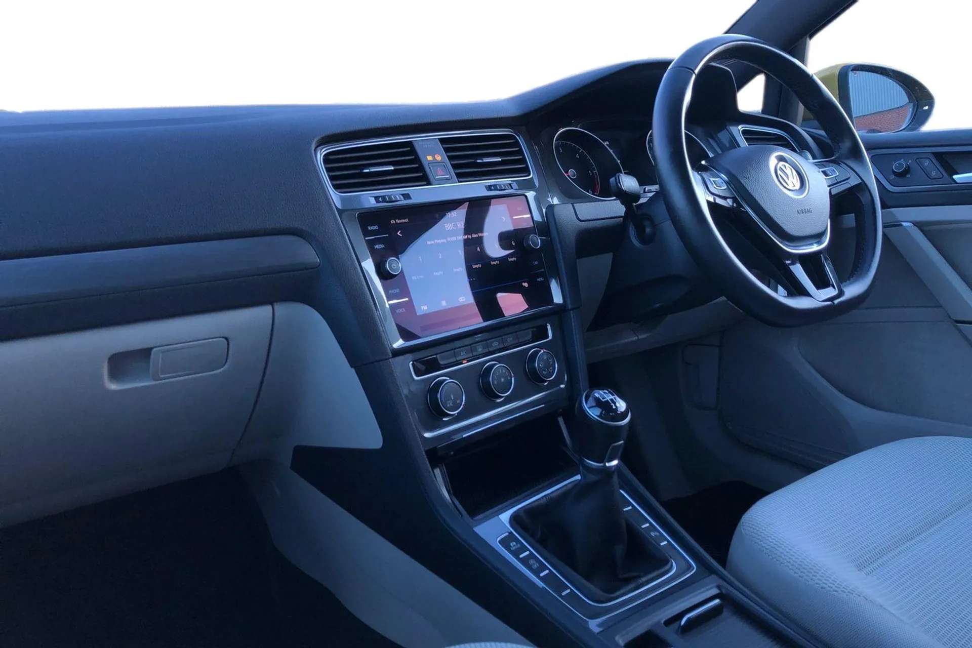 2017 VOLKSWAGEN GOLF 2017 VOLKSWAGEN GOLF