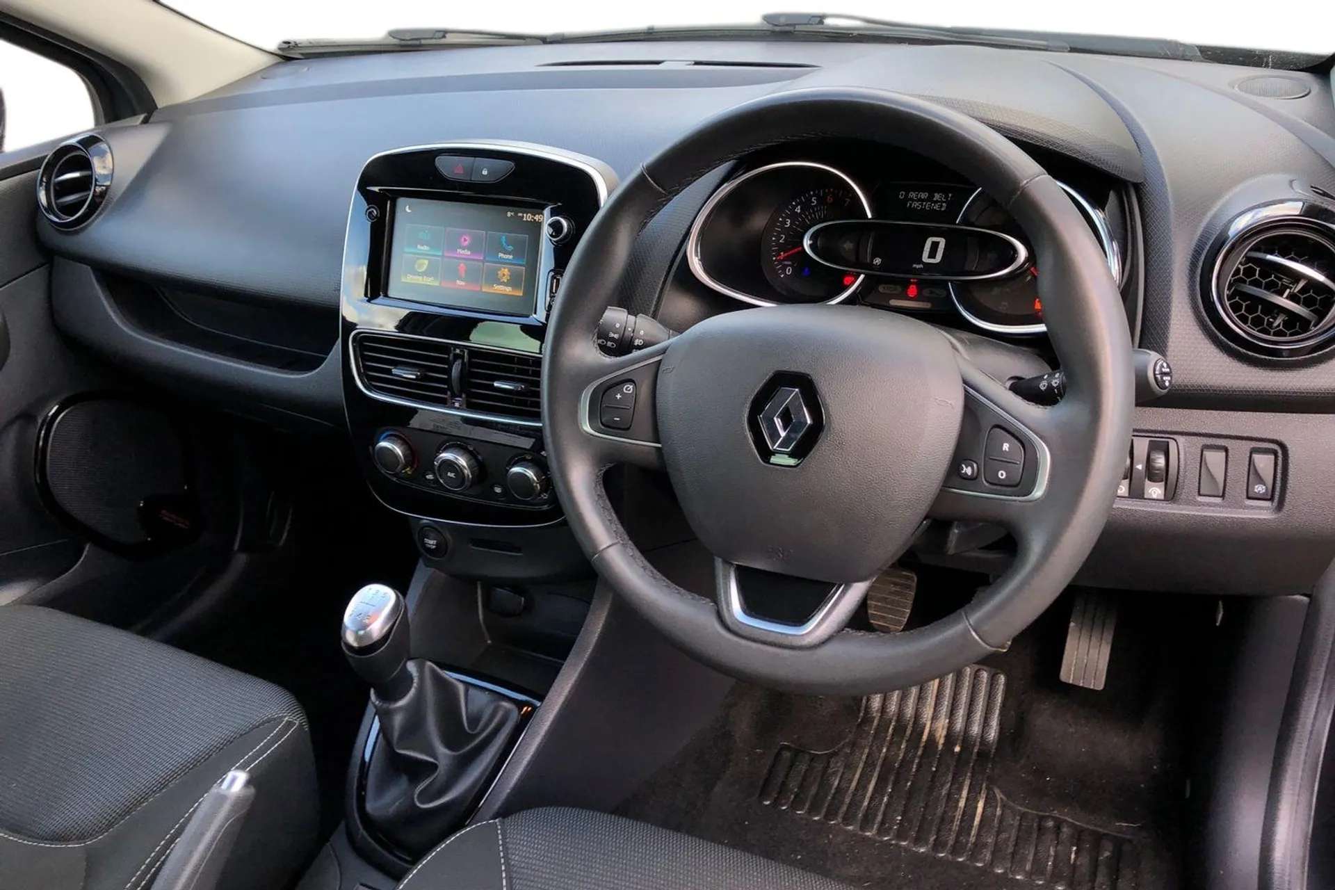 2019 RENAULT CLIO 2019 RENAULT CLIO
