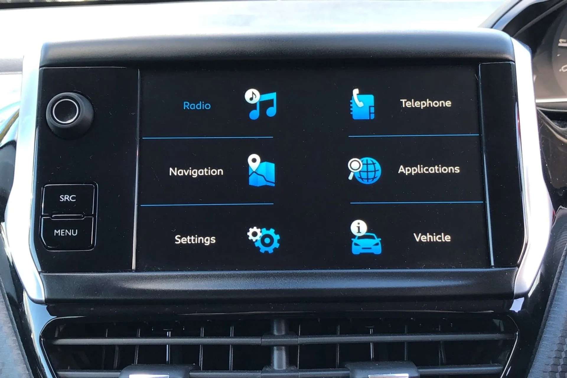 2018 PEUGEOT 208 2018 PEUGEOT 208