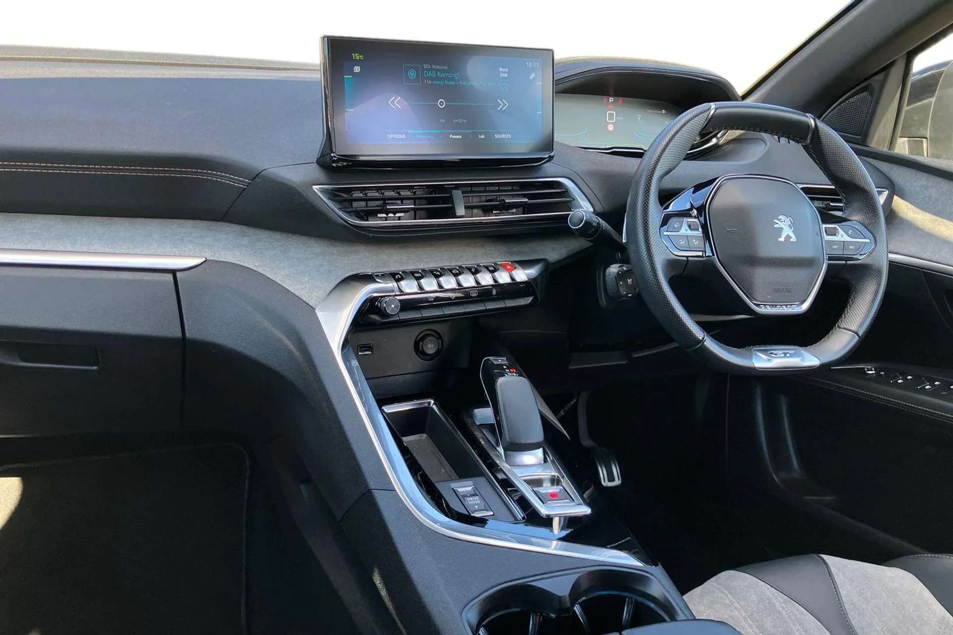 A 2021 PEUGEOT 3008 1.6 Hybrid 225 GT Premium 5dr e-EAT8 [ Hands free electric tailgate , Visio park assist 360 with colour camera system + automatic parking assist , Dri A 2021 PEUGEOT 3008 1.6 Hybrid 225 GT Premium 5dr e-EAT8 [ Hands free electric tailgate , Visio park assist 360 with colour camera system + automatic parking assist , Dri