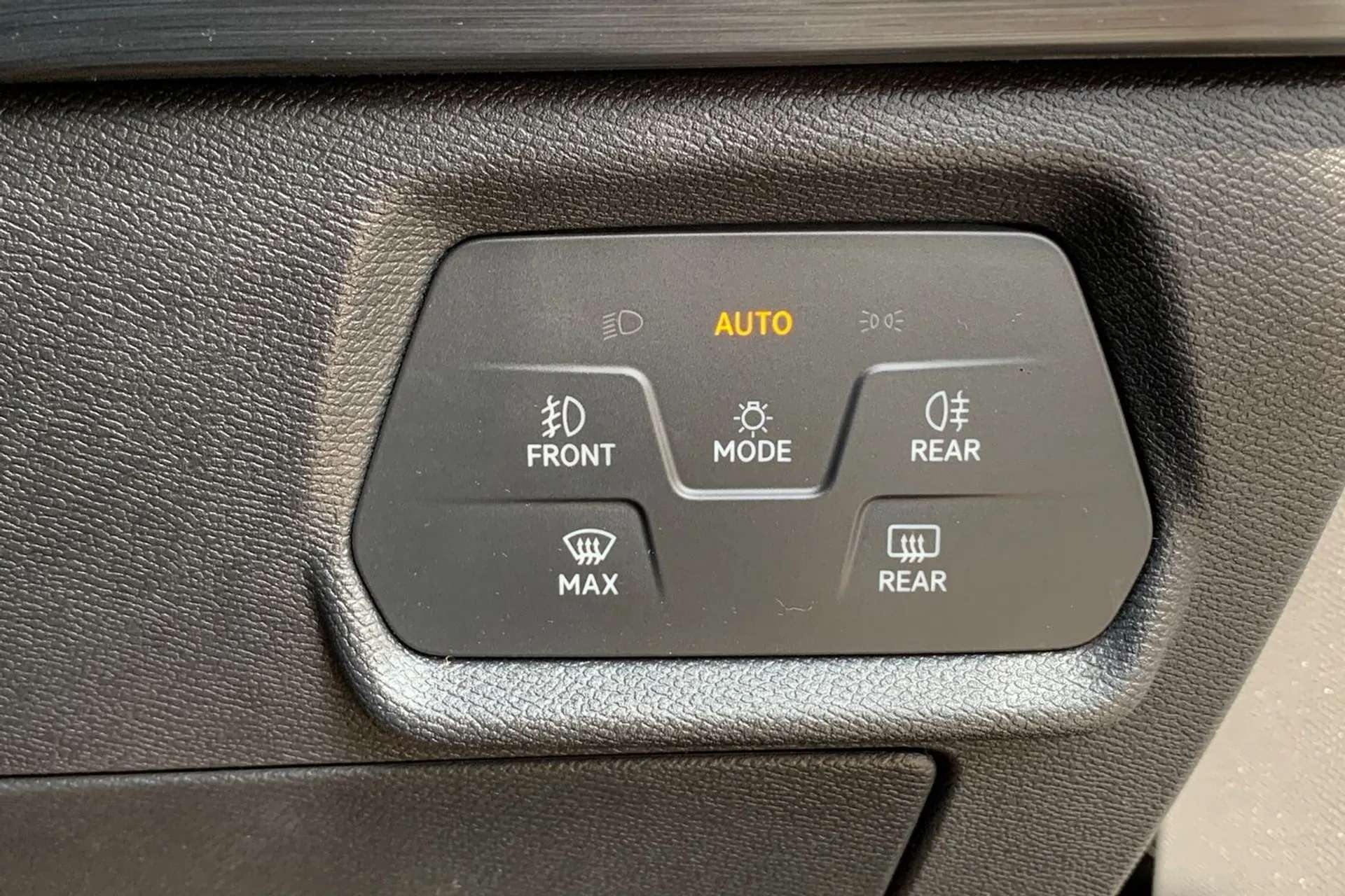 2024 CUPRA FORMENTOR 2024 CUPRA FORMENTOR