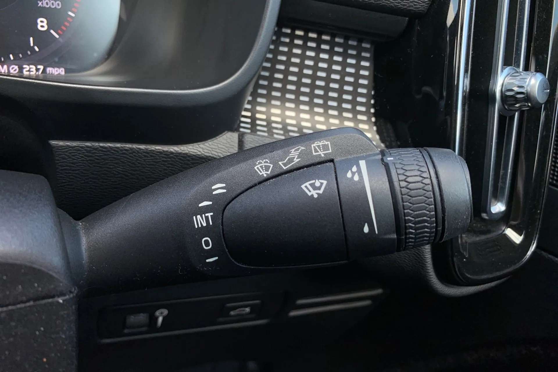 2021 VOLVO XC40 2021 VOLVO XC40