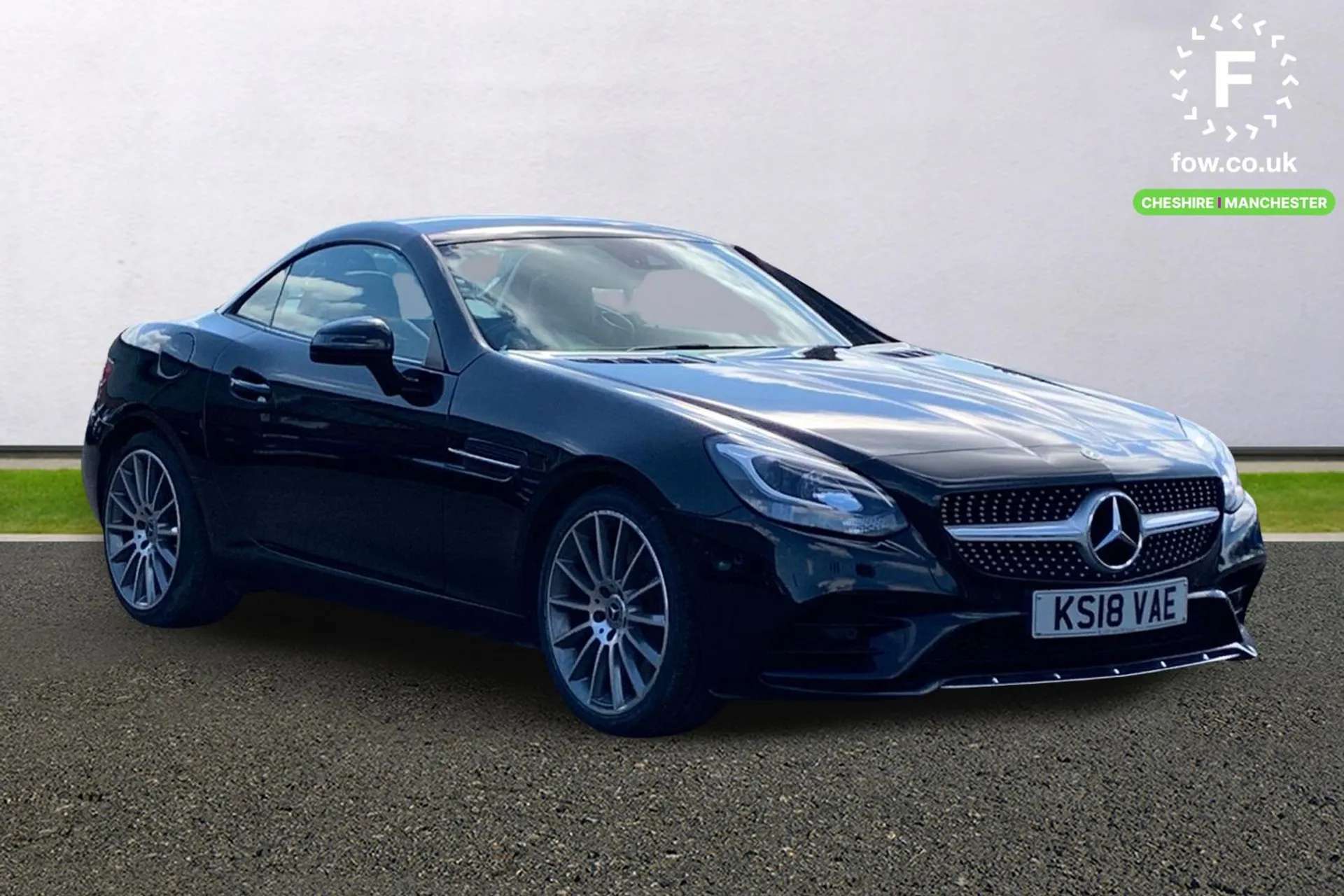 A 2018 MERCEDES-BENZ SLC SLC 300 AMG Line 2dr 9G-Tronic [COMAND Online System, PARKTRONIC with Parking Guidance, Panoramic Glass Sunroof, Airscarf, Heated Seats, Smartphone In A 2018 MERCEDES-BENZ SLC SLC 300 AMG Line 2dr 9G-Tronic [COMAND Online System, PARKTRONIC with Parking Guidance, Panoramic Glass Sunroof, Airscarf, Heated Seats, Smartphone In