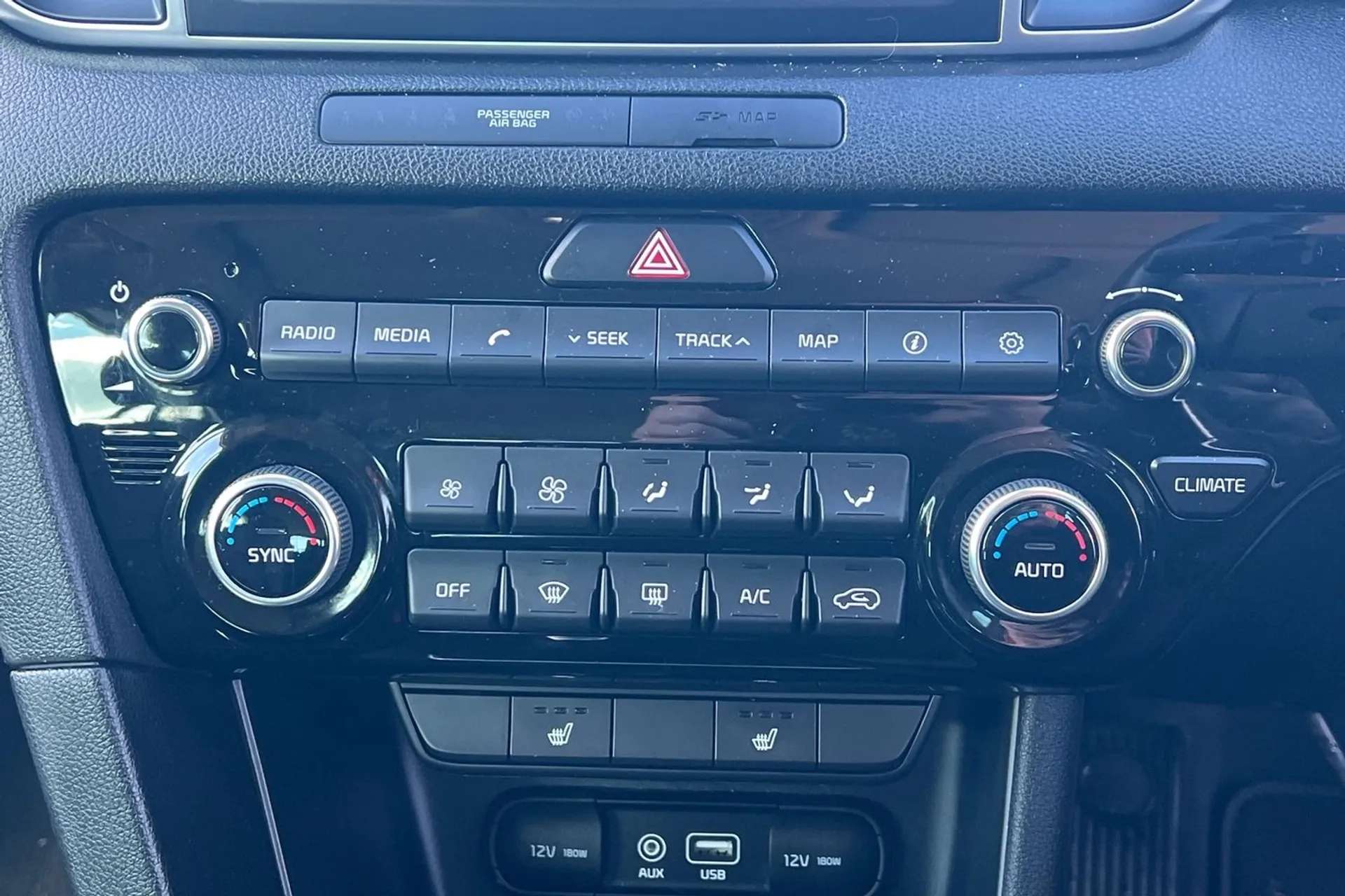 2018 KIA SPORTAGE 2018 KIA SPORTAGE