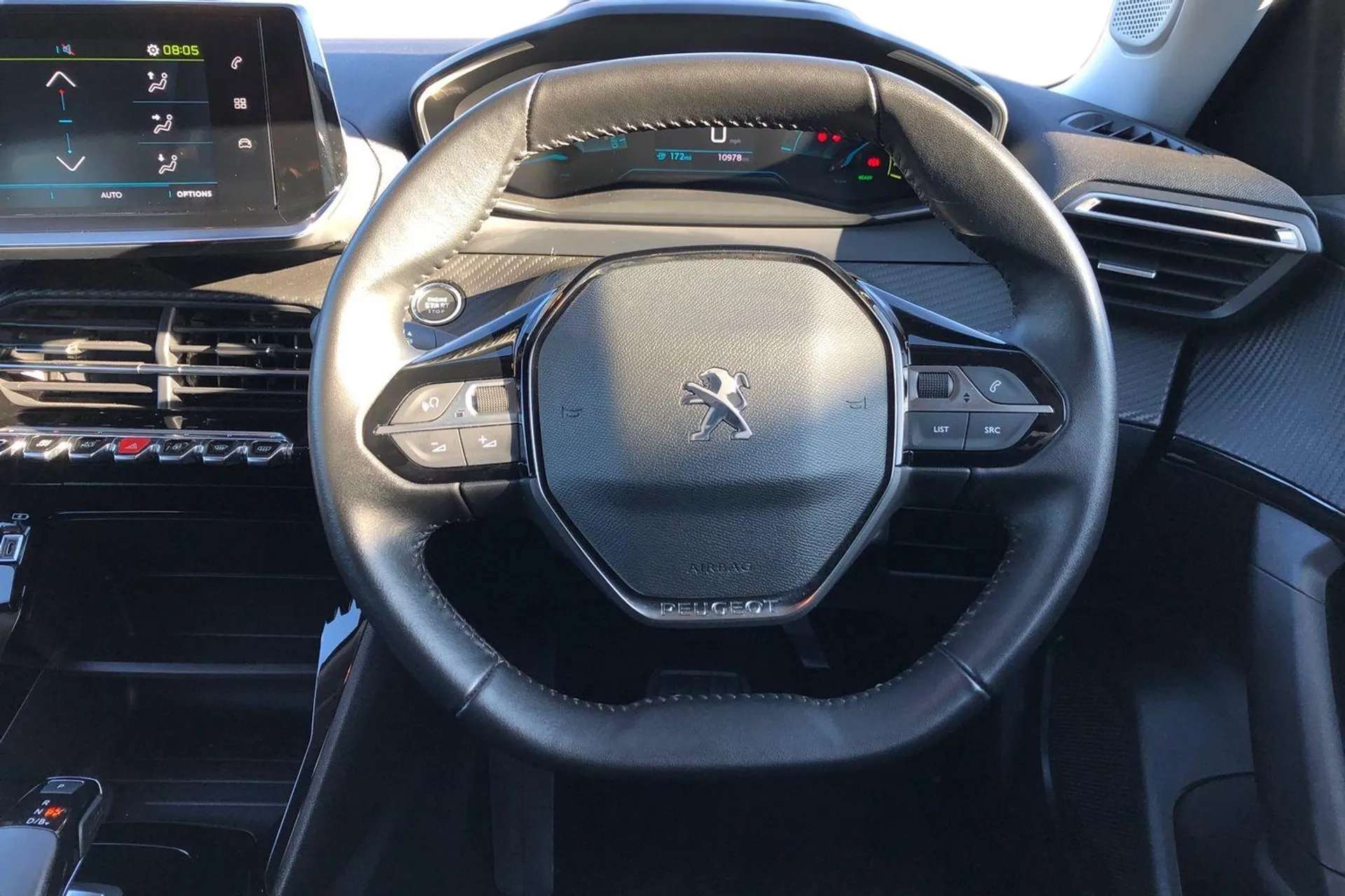 2022 PEUGEOT 2008 2022 PEUGEOT 2008