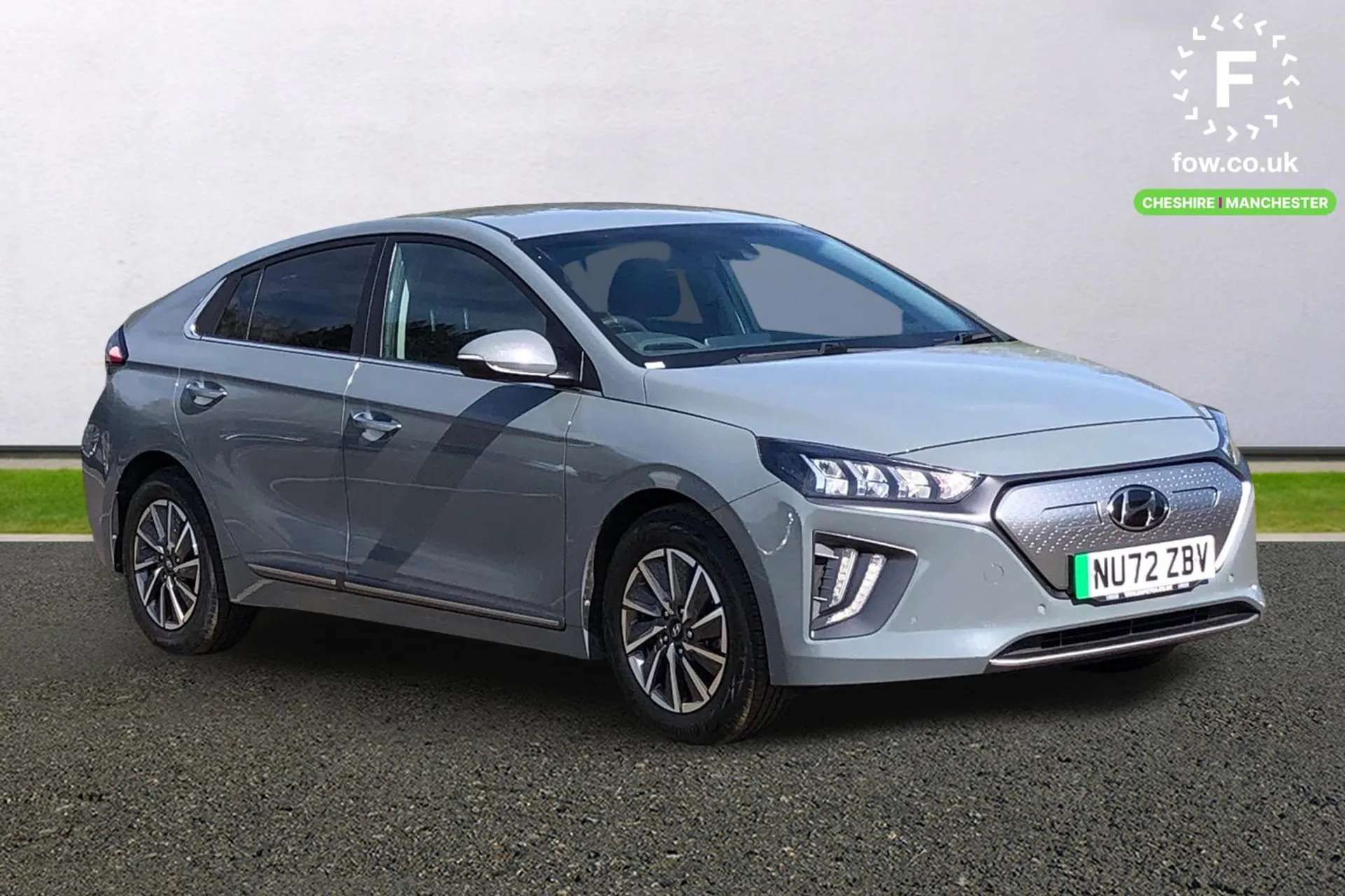A 2022 HYUNDAI IONIQ 100kW Premium SE 38kWh 5dr Auto [Blind spot detection system, LED headlights, Parking system with rear camera and guidance system A 2022 HYUNDAI IONIQ 100kW Premium SE 38kWh 5dr Auto [Blind spot detection system, LED headlights, Parking system with rear camera and guidance system