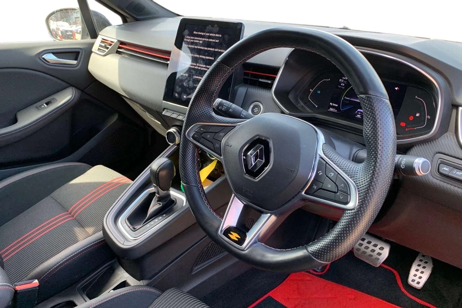 2021 RENAULT CLIO 2021 RENAULT CLIO