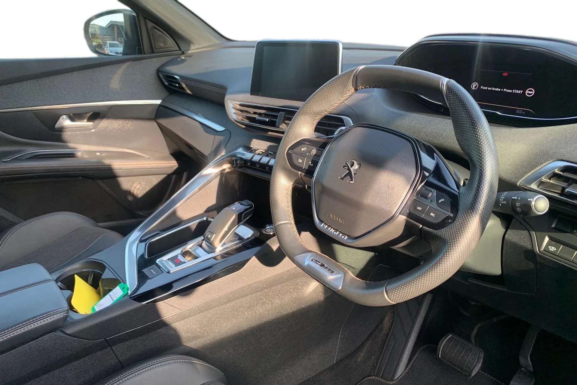 2020 PEUGEOT 3008 2020 PEUGEOT 3008